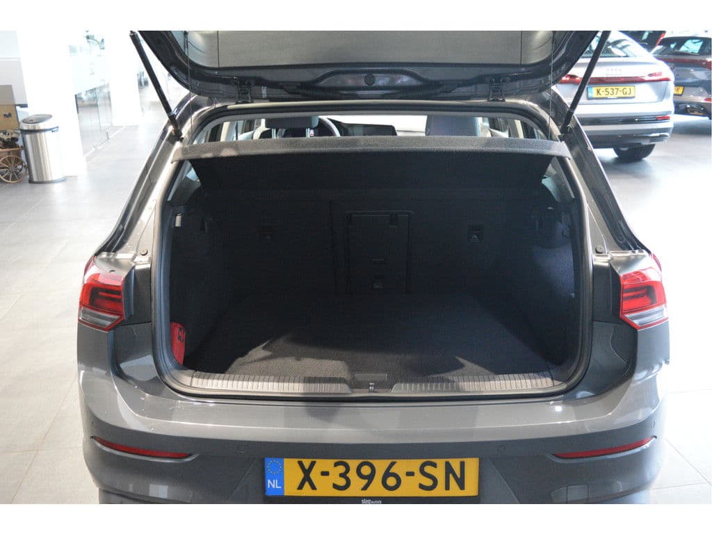 Volkswagen Golf 1.0 eTSI Life navi clima cruise led pdc !! thumbnail 7