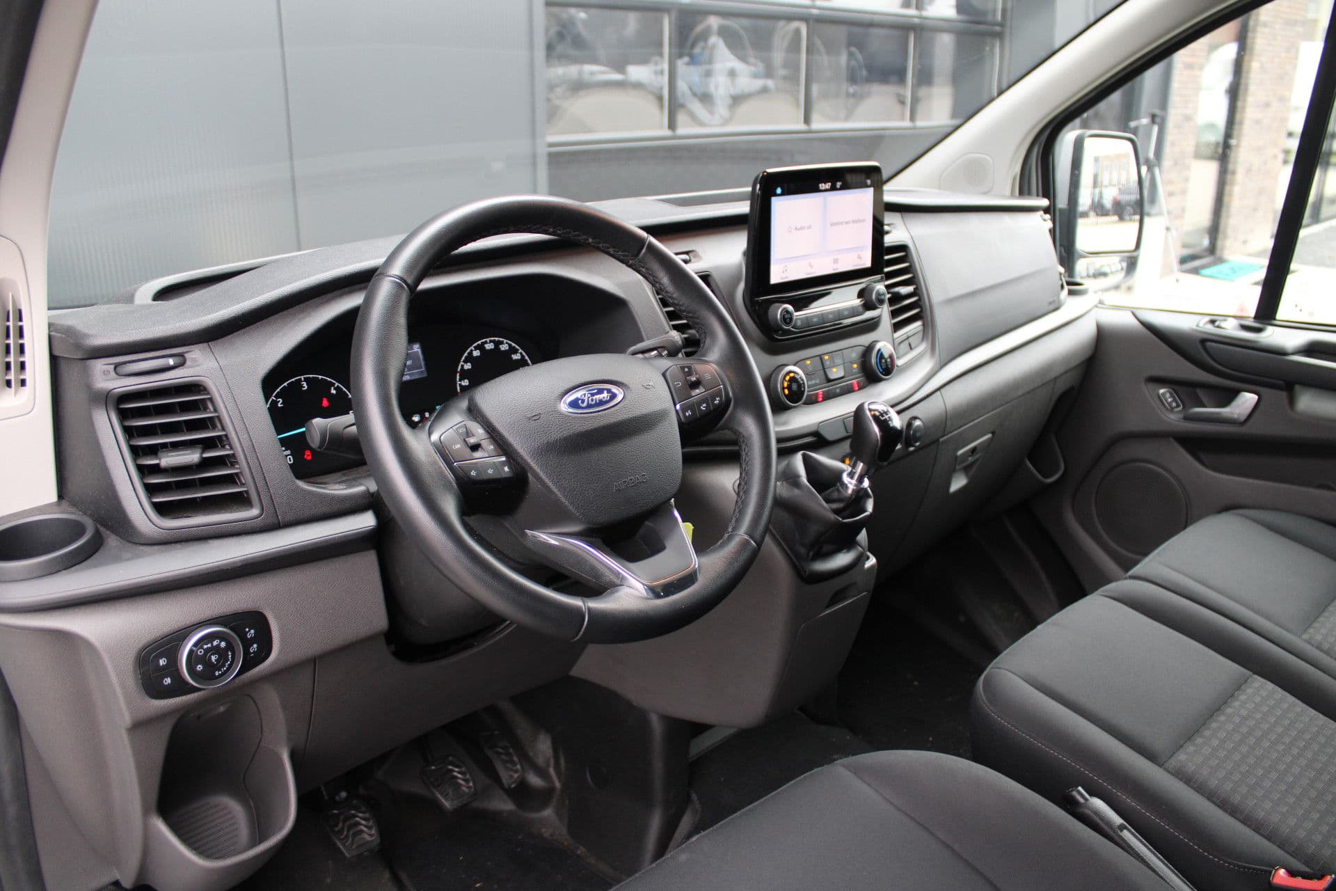 Ford Transit Custom 320 2.0 TDCI L2H1 Trend 130pk - Marge - 9 Zits - Carplay - Stoelverwarming - Camera - Cruise - Sidesteps - Rijklaar thumbnail 14