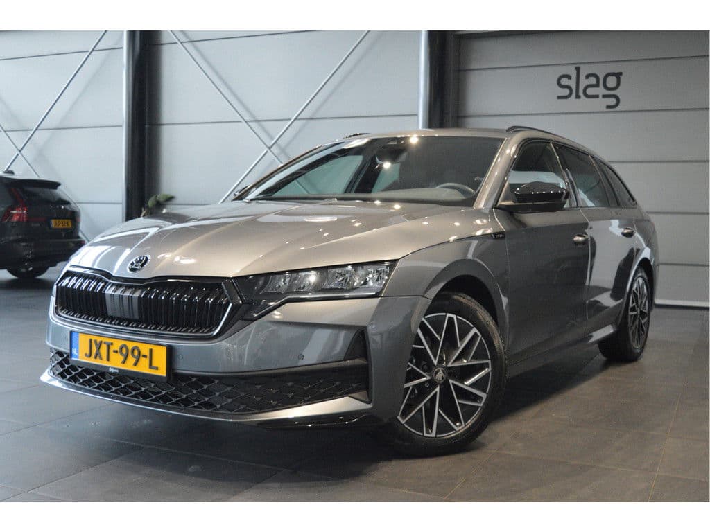 Škoda Octavia Combi 2.0 TDI Sportline navi camera led trekhaak 150 pk !!