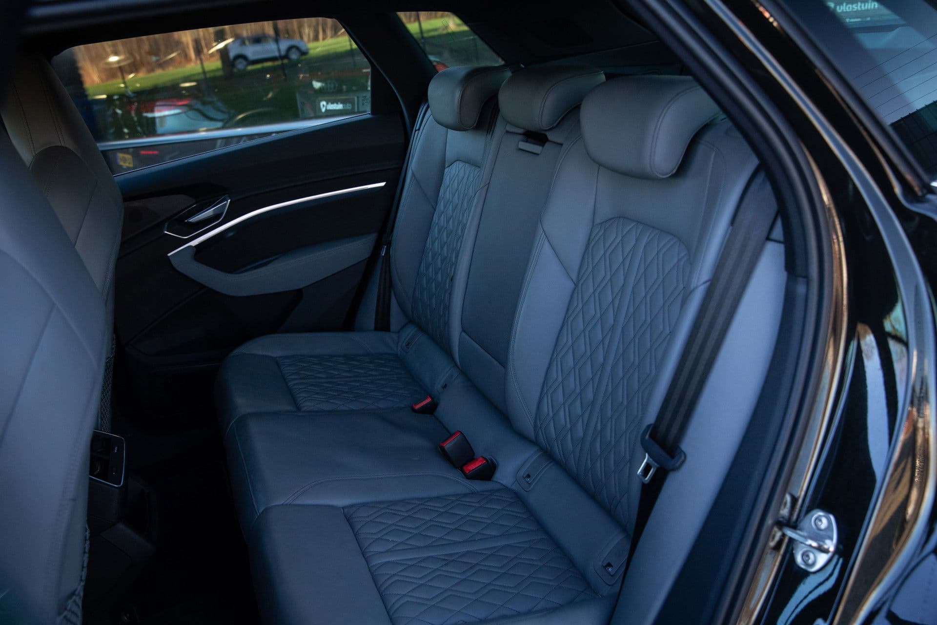 Audi E-tron S quattro 95 kWh , Trekhaak, Panoramadak, Adaptive cruise, 360-graden camera, thumbnail 11