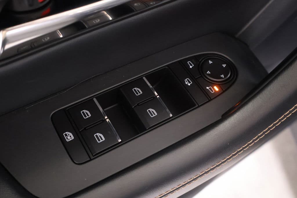 Mazda CX-60 2.5 PHEV Homura Plus + | Pano | HUD | Memory thumbnail 17