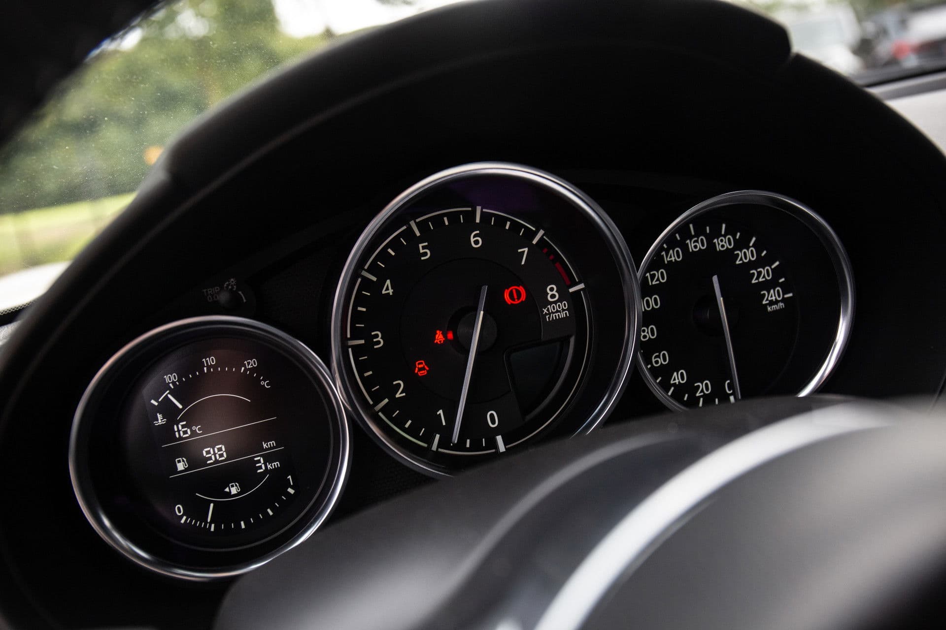 Mazda MX-5 2.0 SkyActiv-G 184 Exclusive Line , Carplay, Achteruitrijcamera, Stoelverwarming, Keyless thumbnail 9