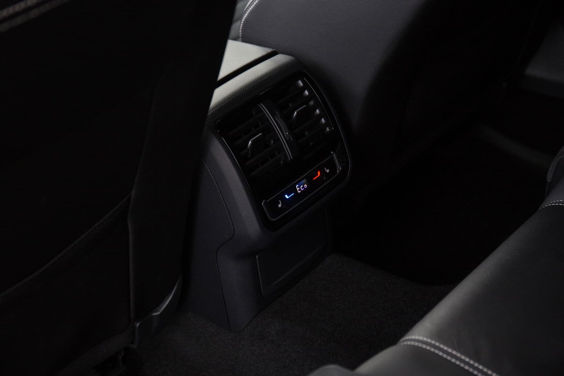 Volkswagen Passat Variant 1.4 TSI PHEV GTE Business , Adaptive cruise, Trekhaak, Carplay, Camera, thumbnail 25