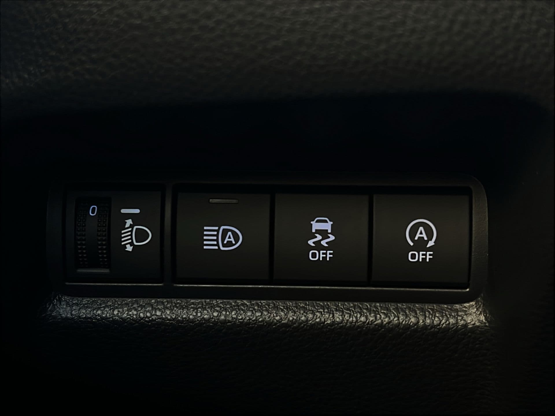 Toyota Aygo X 1.0 VVT-i MT Envy | Adaptive | Lane assist | Carplay | Keyless thumbnail 23