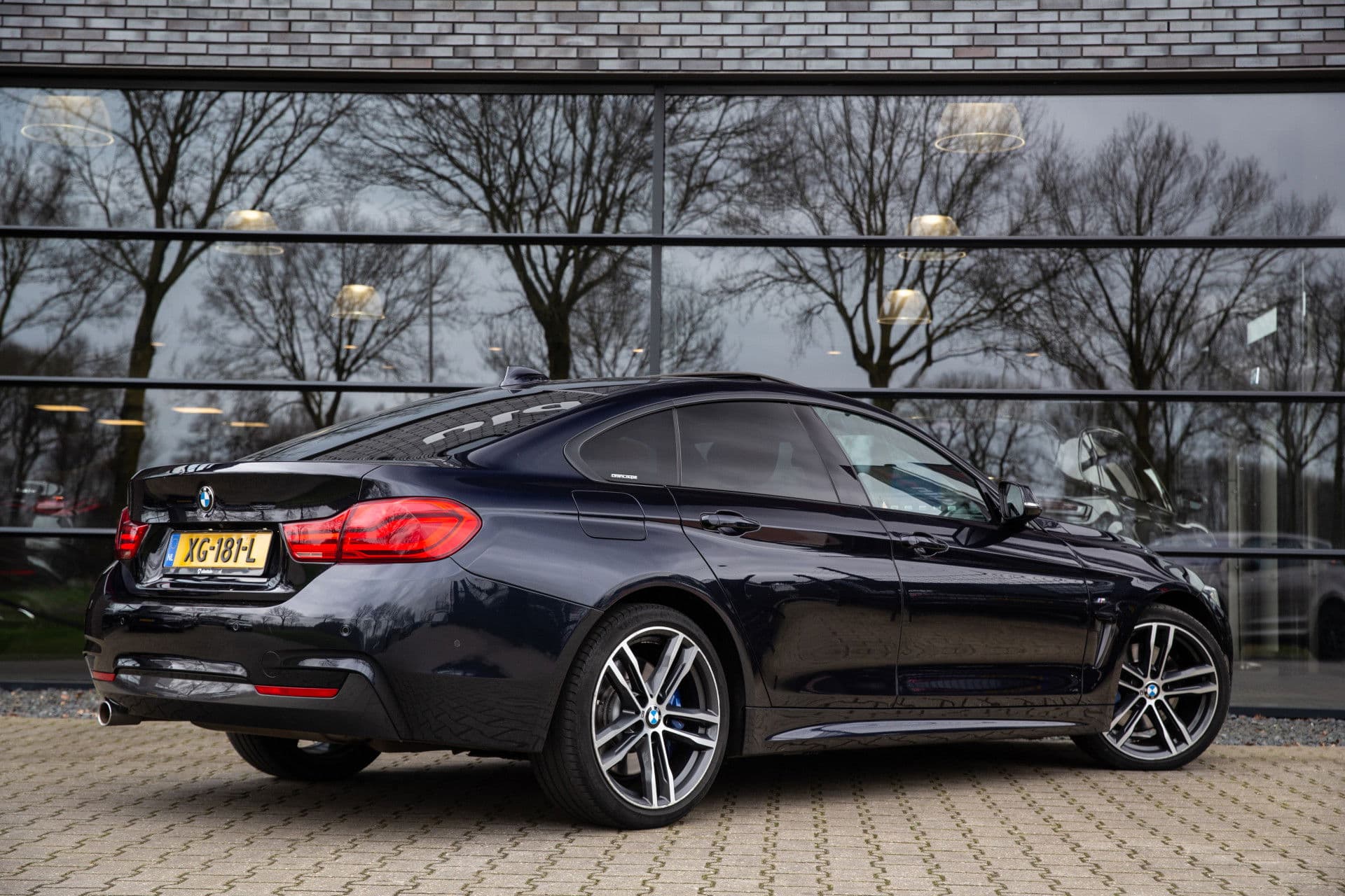 BMW 4 Serie Gran Coupé 418i High Executive M-Sport , Panoramadak, Head-up display, Achteruitrijcamera, thumbnail 2