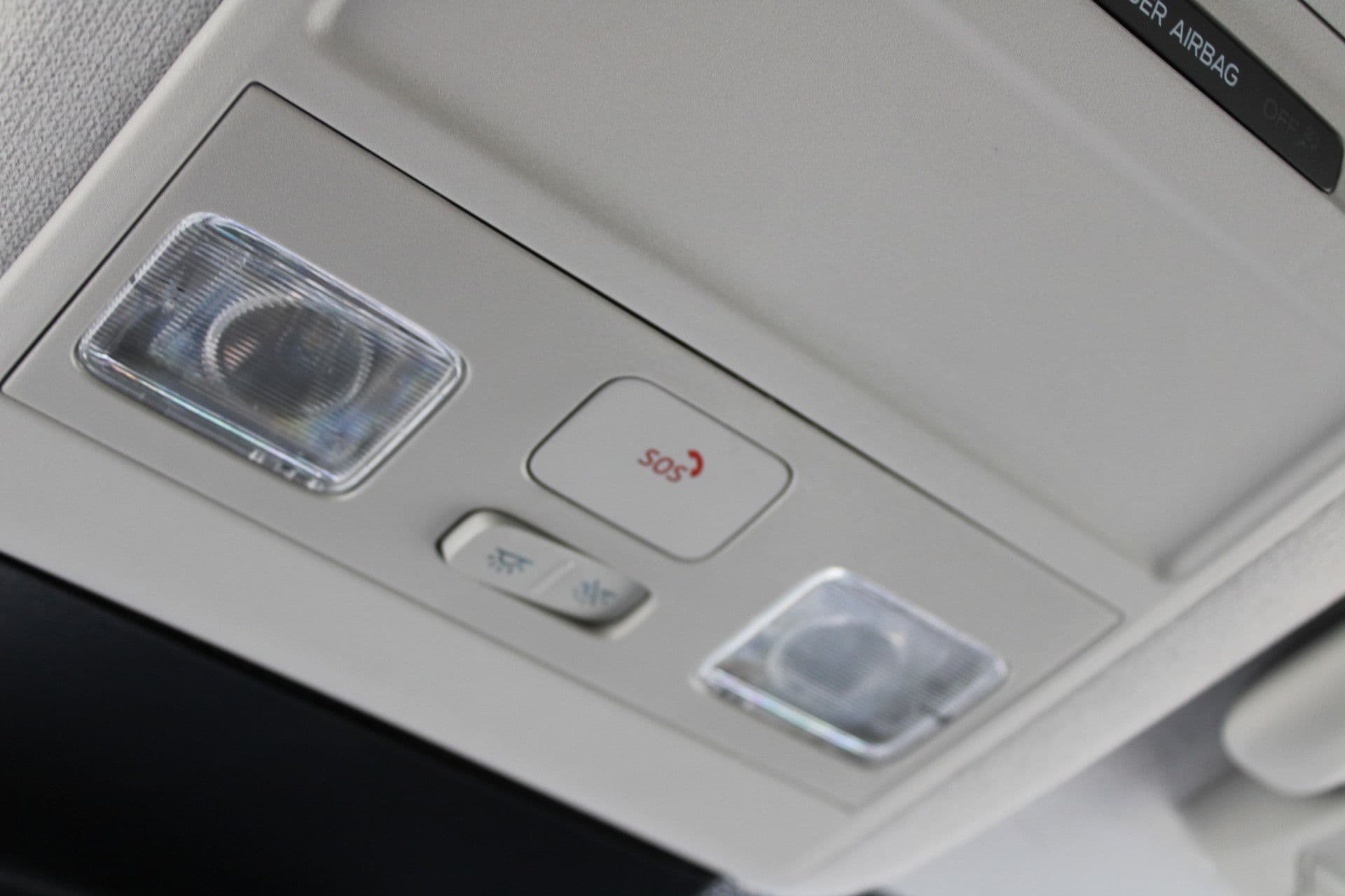 Ford Transit Custom 320 2.0 TDCI L2H1 Trend DC 136pk - Carplay - Android - Camera - Trekhaak - LED koplampen - Stoelverwarming - Draadloos laden - Rijklaar thumbnail 36