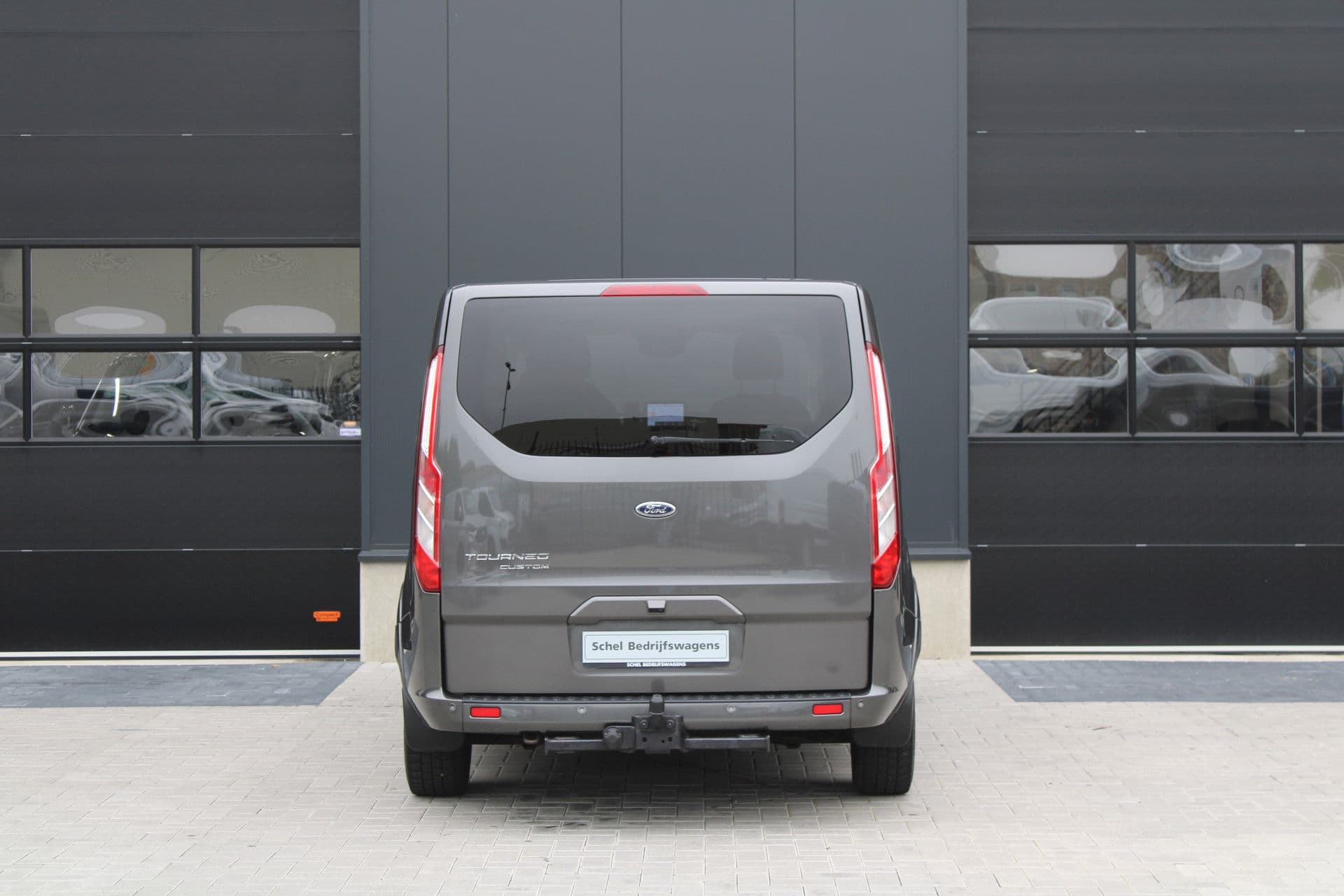 Ford Transit Custom 320 2.0 TDCI L1H1 Tourneo 170pk - Automaat - Leder - ACC - 1+1 stoelopstelling - Bi-Xenon -Stoelverwarming - Rijklaar thumbnail 8