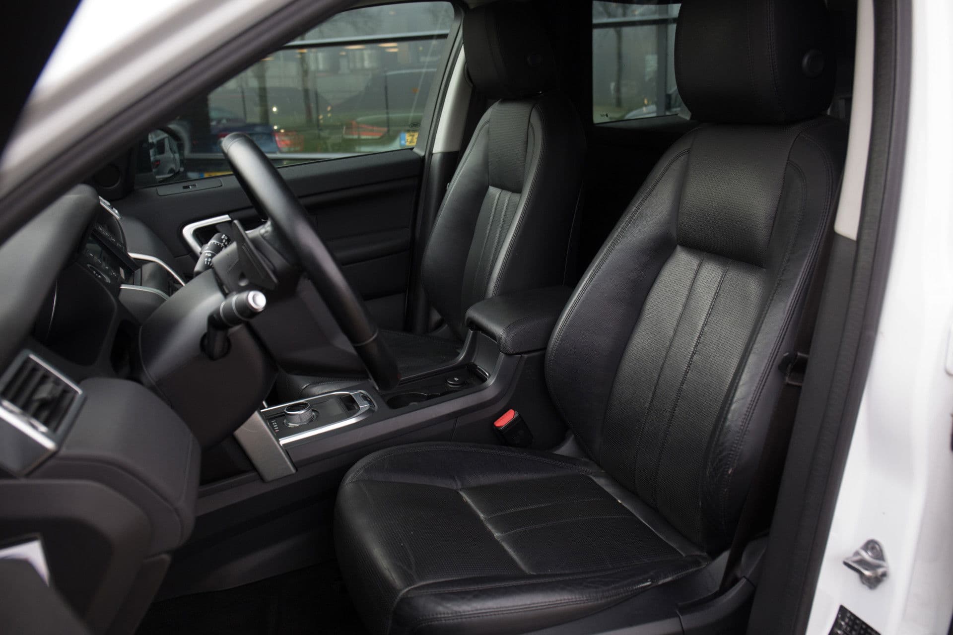 Land Rover Discovery Sport , Grijs kenteken, Leer, Achteruitrijcamera, Trekhaak thumbnail 8