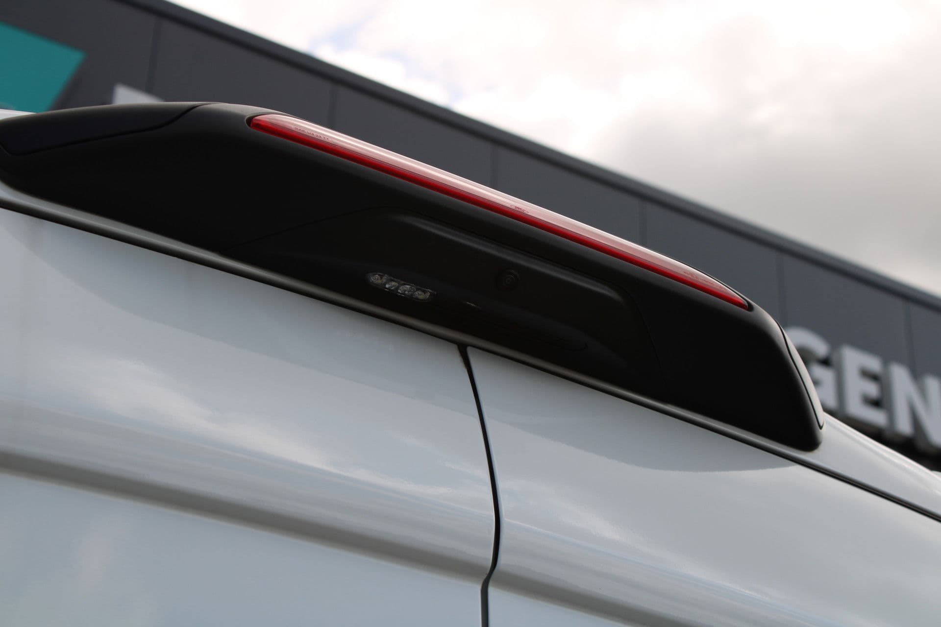 Ford Transit 350 2.0 TDCI L3H2 Trend 130pk Trend - Facelift - Xenon - Carplay - Android - Camera - Airbag Passagier - Rijklaar thumbnail 28