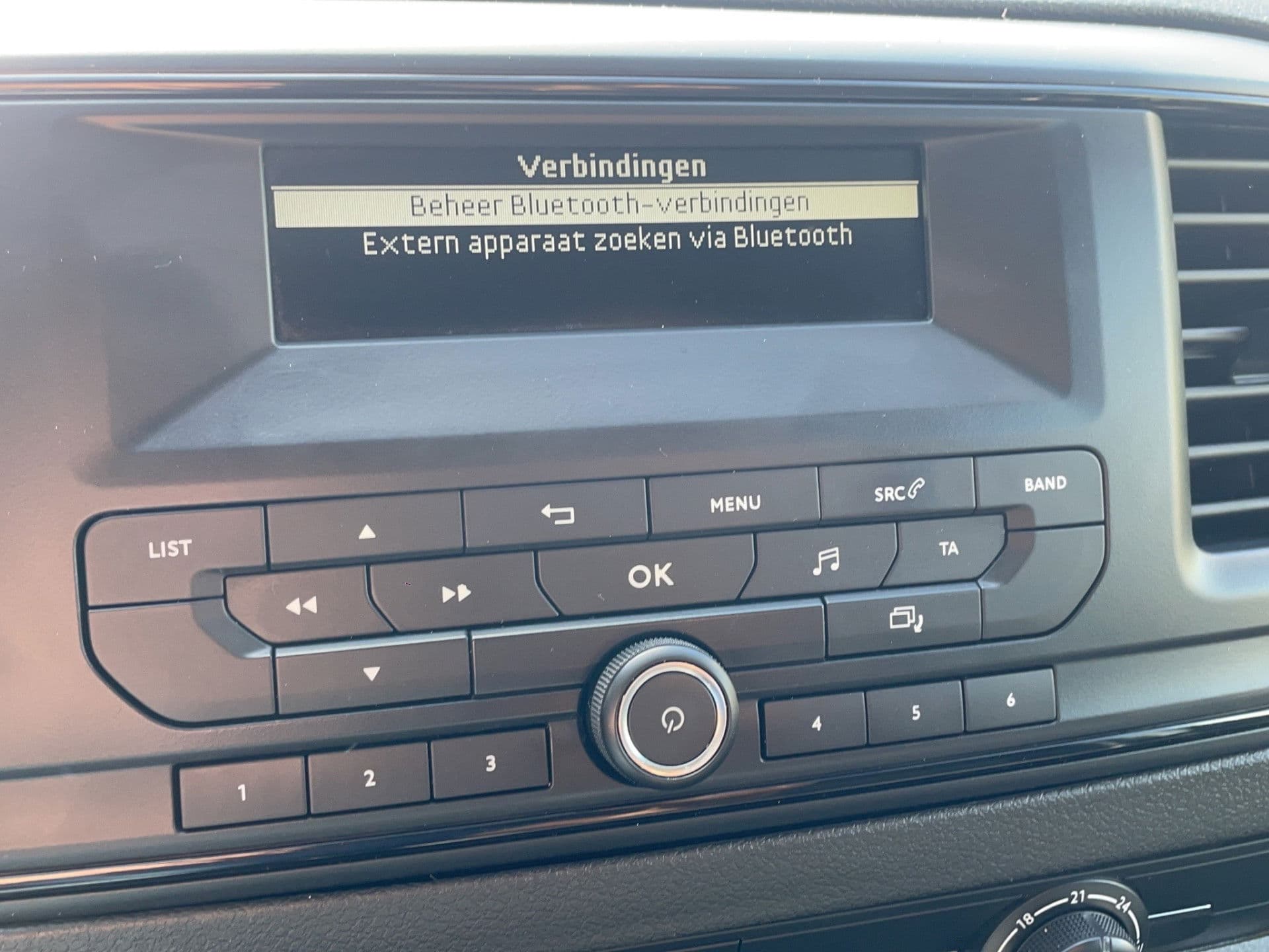 Toyota ProAce Worker Long 1.6 D-4D Euro 6 Cool Comfort | Airco | Cruise | L3 thumbnail 3