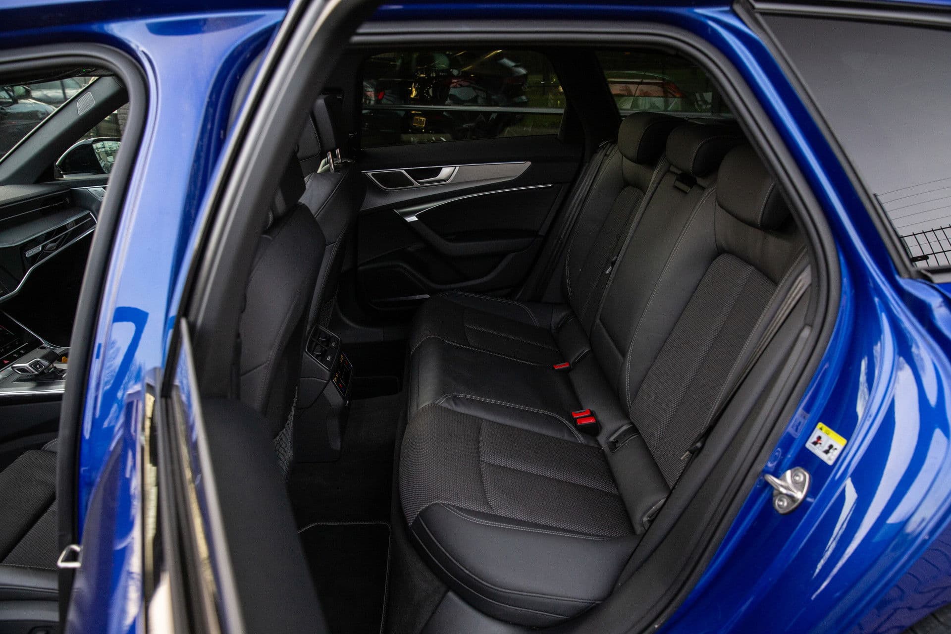 Audi A6 Avant 55 TFSI e quattro Pro Line S Competition , Ultra blauw, Panoramadak, 3D camera, B&O, Trekhaak, thumbnail 10