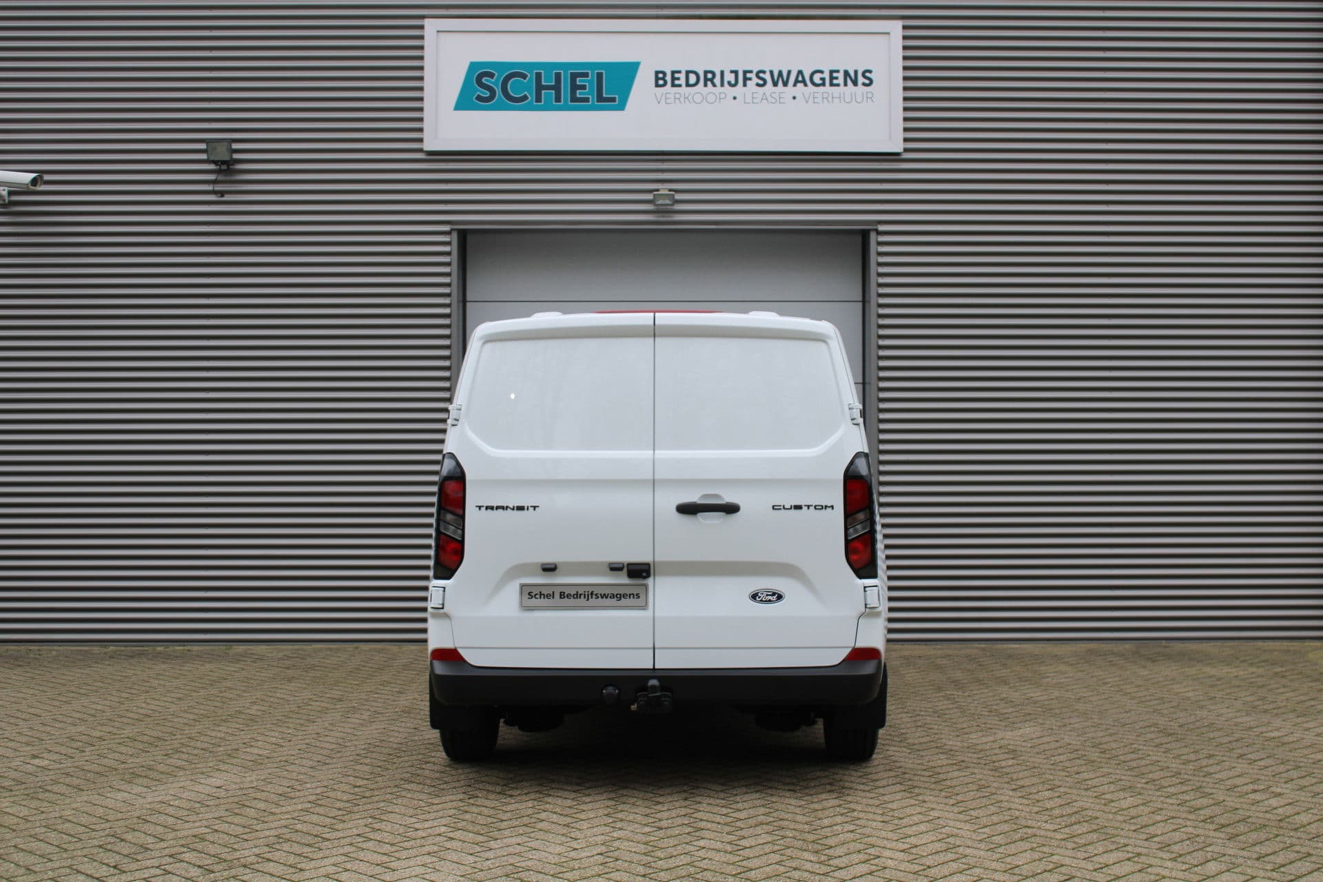 Ford Transit Custom 320 2.0 TDCI L2H1 Trend 136pk - 2x Schuifdeur - LED koplampen - Carplay - Android - Camera - Stoelverwarming - 70l tank - Rijklaar thumbnail 6