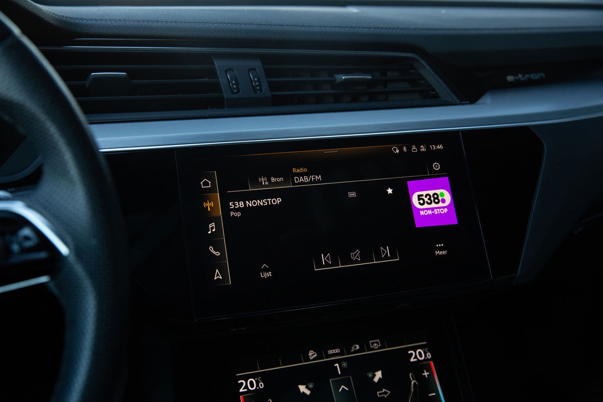 Audi E-tron S quattro 95 kWh , Trekhaak, Panoramadak, Adaptive cruise, 360-graden camera, thumbnail 20