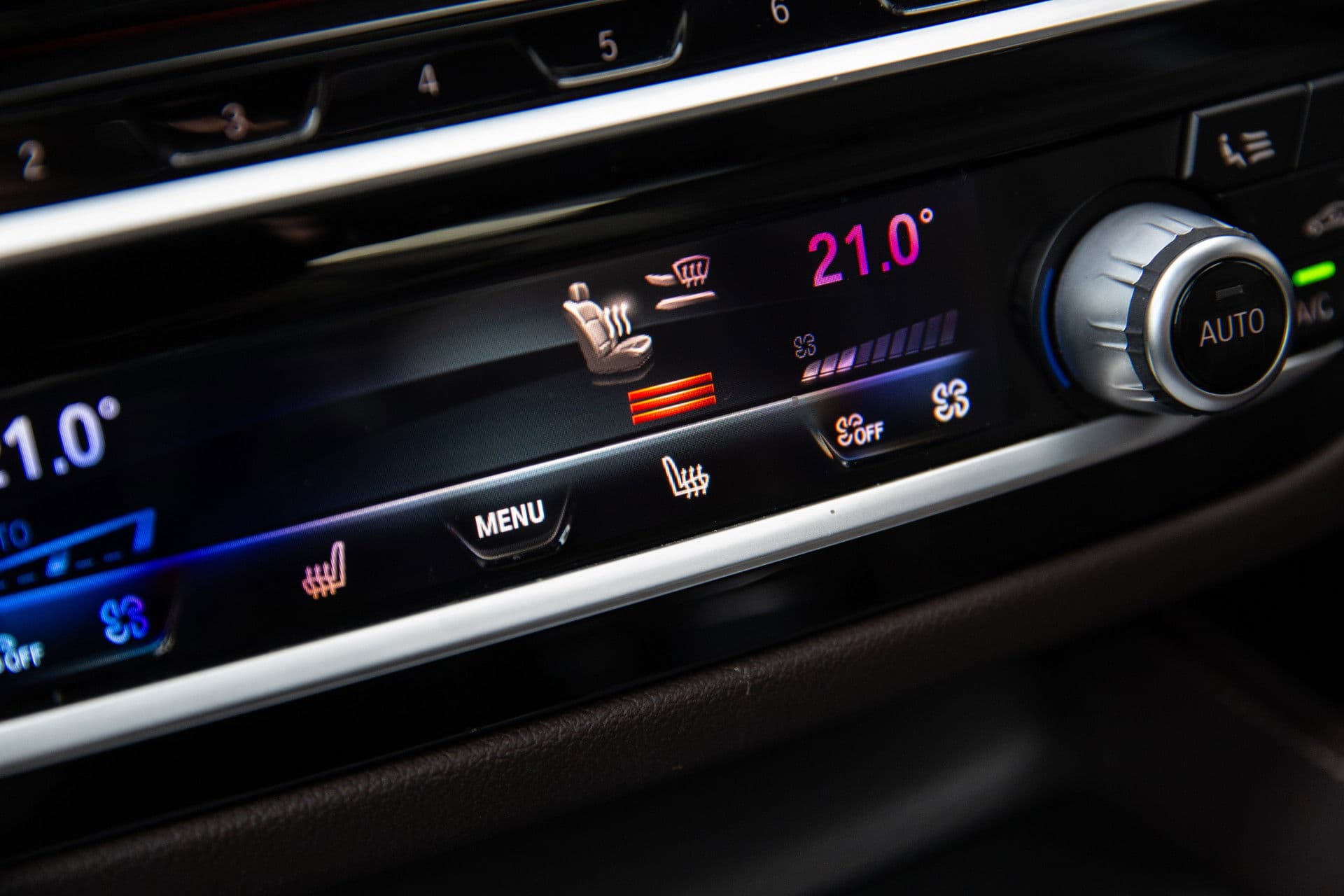 BMW 5 Serie M550i xDrive M-Sport , 4-wielsturing, Panoramadak, Harman/Kardon, Adap. cruise, thumbnail 25