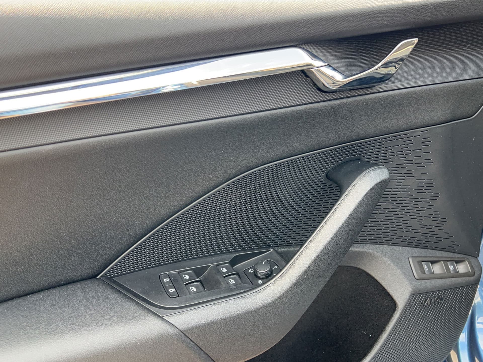 Škoda Octavia Combi 1.4 TSI iV PHEV Business Edition Plus | Panorama | Keyless | Memory stoel thumbnail 26