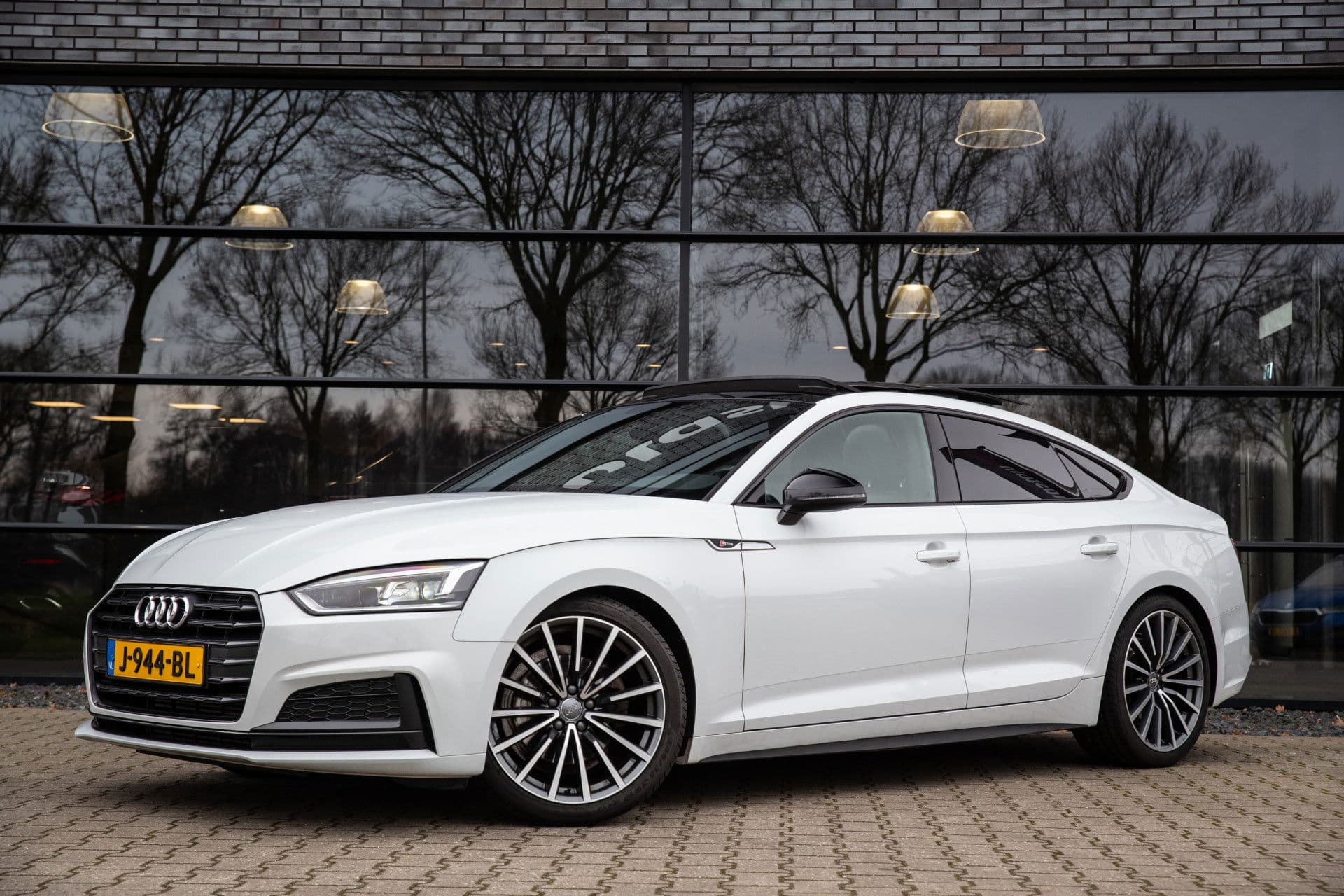 Audi A5 Sportback 40 TFSI Sport S-line Edition , Panoramadak, Carplay, Stoelverwarming thumbnail 8