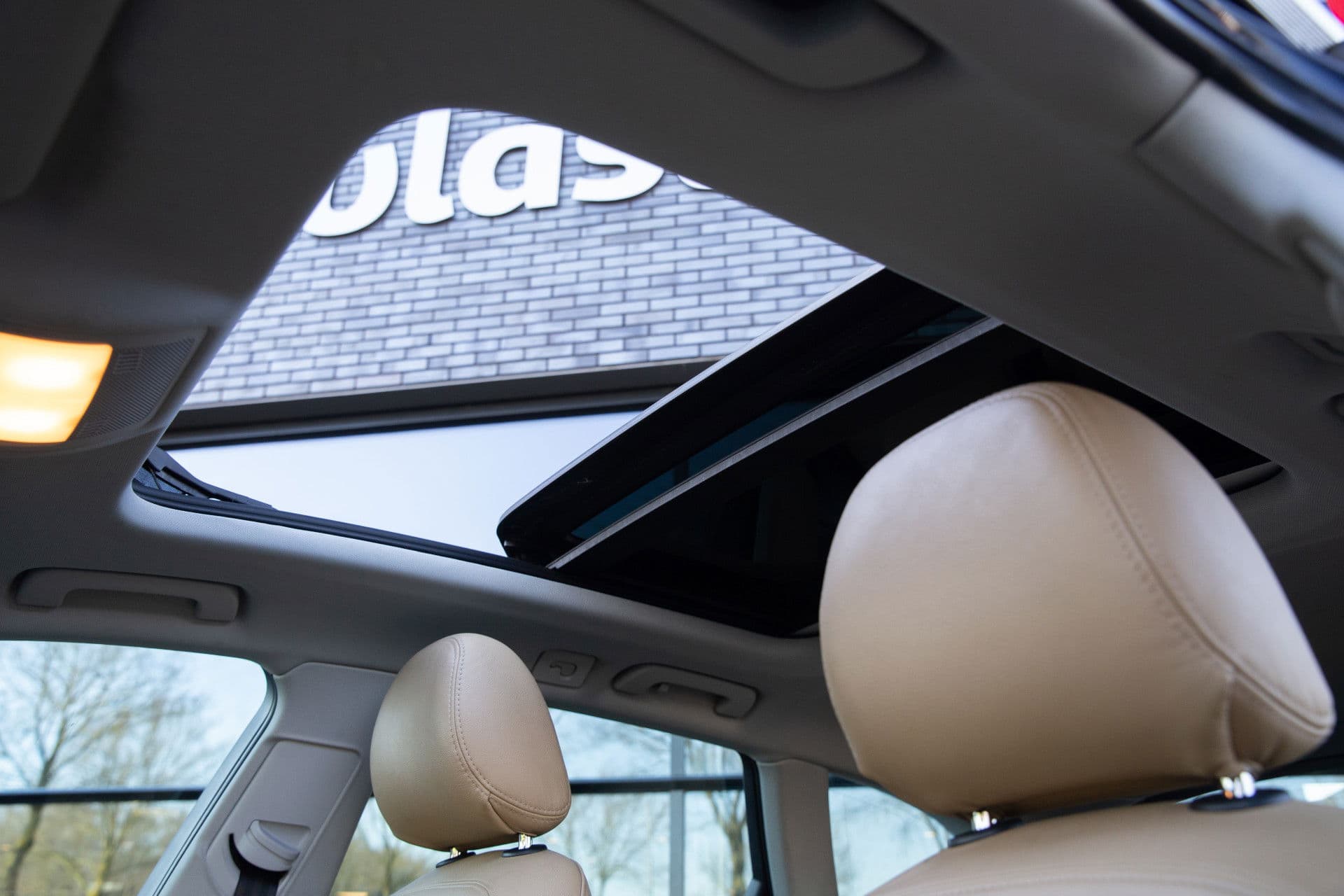 Audi A4 Avant 1.8 TFSI Business Edition , Stoelverwarming, Panoramadak, Apple Carplay, Keyless entry thumbnail 3