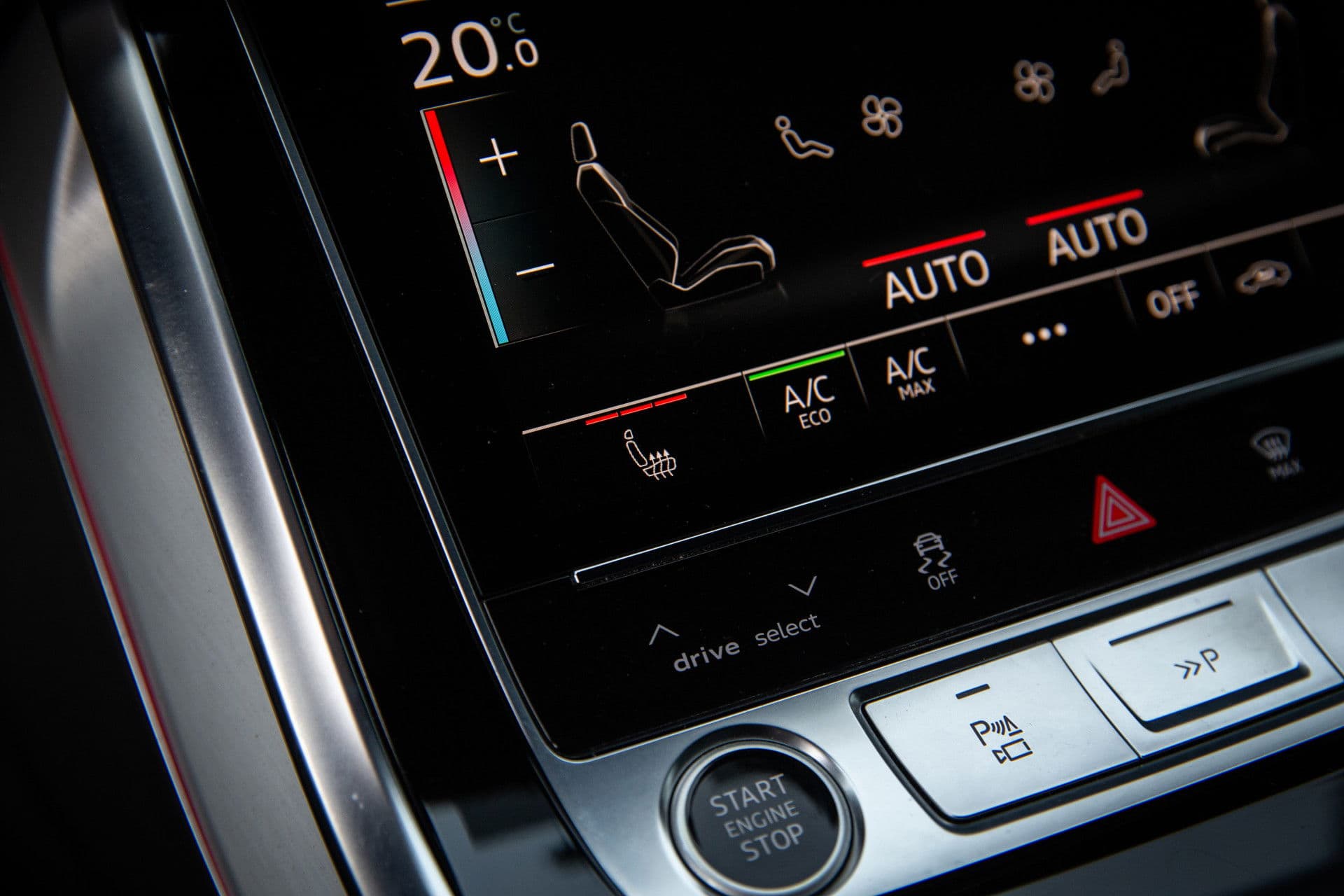 Audi Q8 55 TFSI e quattro Pro Line Advanced , RS-zetels, 3D-camera, Luchtvering, Head-up display, Apple Carplay, thumbnail 31