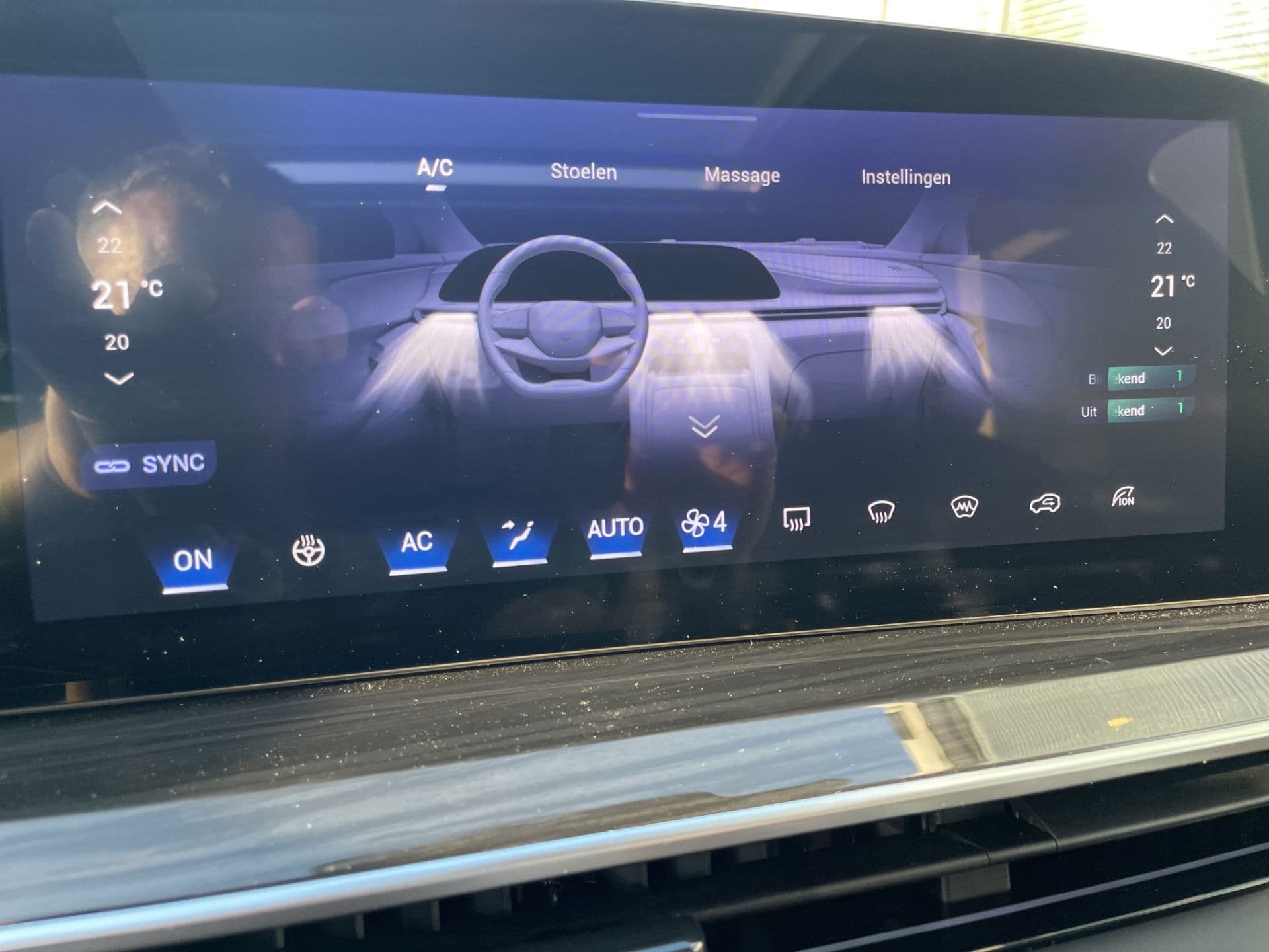 Omoda 9 1.5T-GDi SHS-P Premium | INRUILACTIE | Pano | 150km elektr. range thumbnail 17