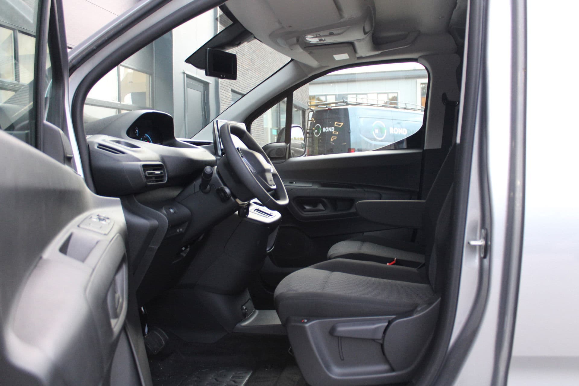 Peugeot E-Partner 136 L1 50 kWh 136pk - Airco - Cruise - PDC - Camera - Stoelverwarming - Rijklaar thumbnail 14