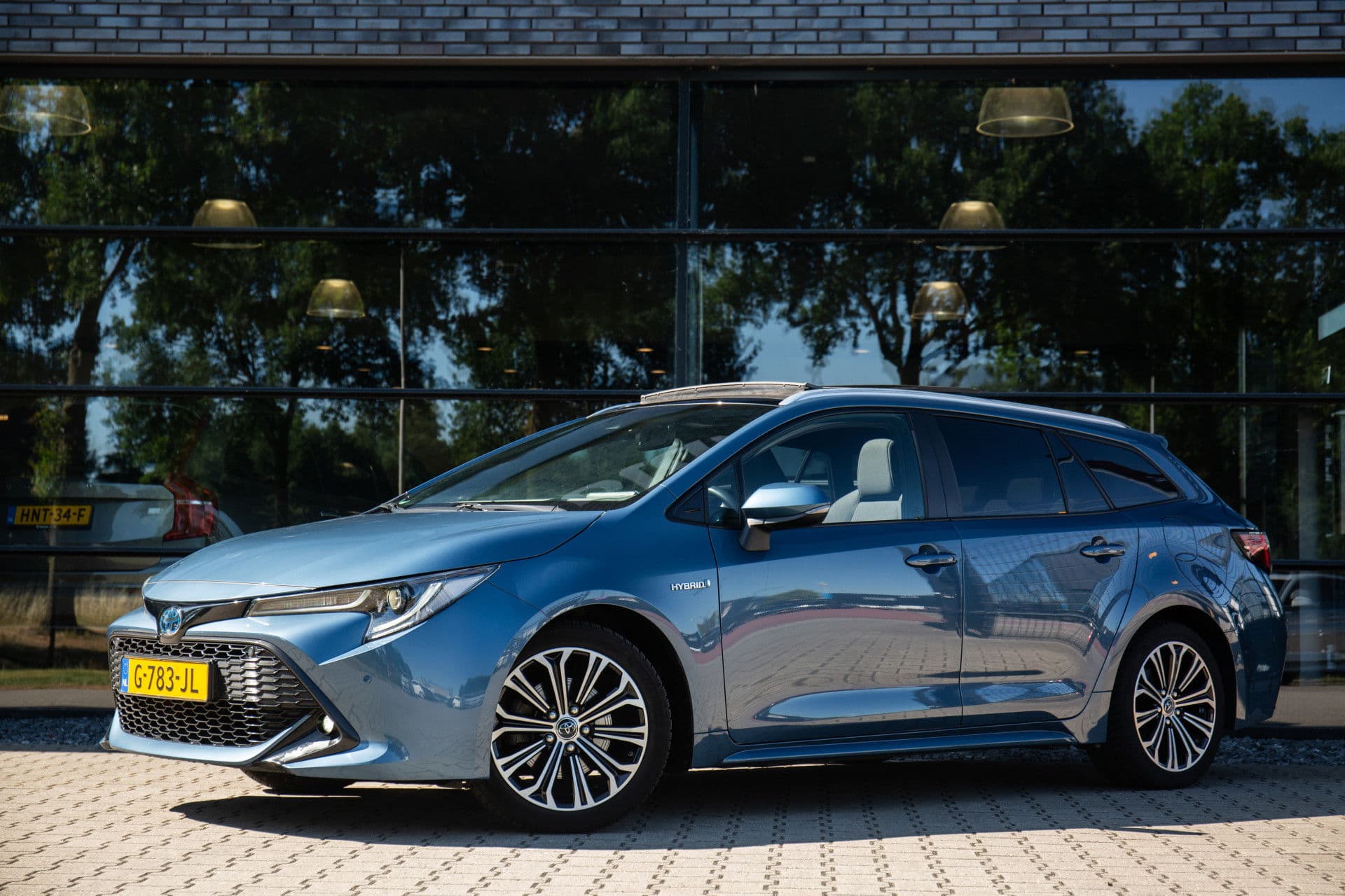 Toyota Corolla Touring Sports 2.0 Hybrid Style , Panoramadak, Adaptive cruise, Keyless entry, thumbnail 2