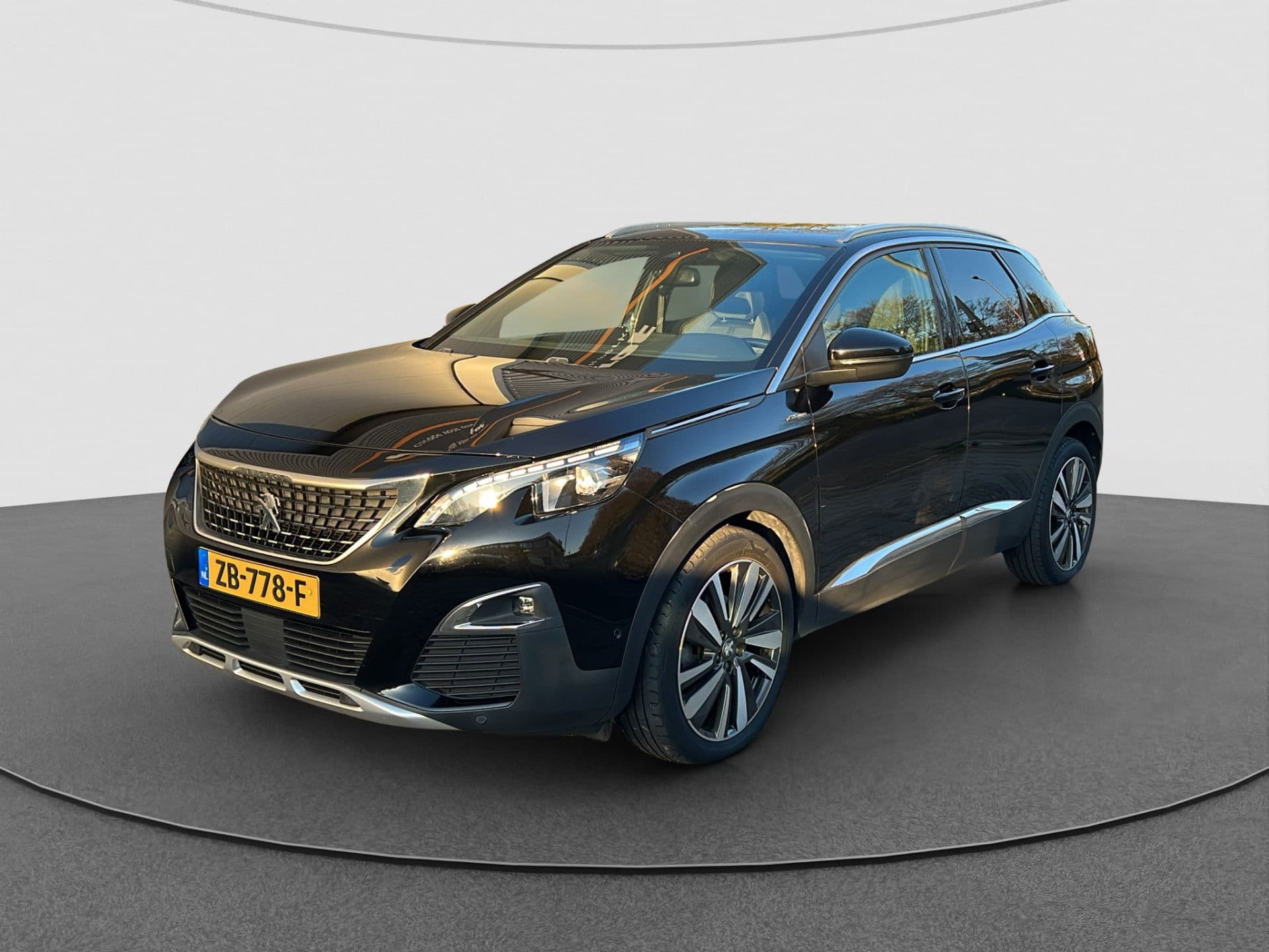 Peugeot 3008 1.6 PureTech GT Line | Pano | Camera | Keyless | NL Auto thumbnail 6