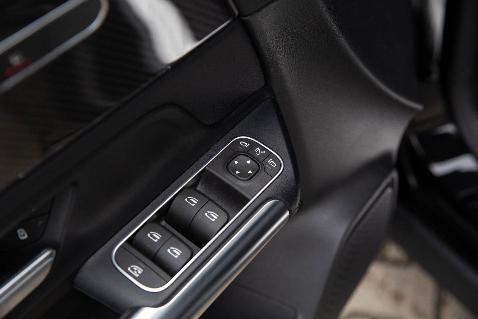 Mercedes-Benz GLA 250 e AMG Line , Panoramadak, Sfeerverlichting, Achteruitrijcamera, thumbnail 24