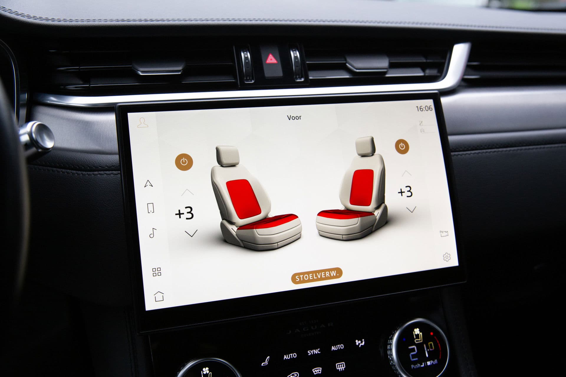 Jaguar F-Pace 2.0 P400e PHEV R-Dynamic SE , Panoramadak, Meridian, Head-up Display thumbnail 18