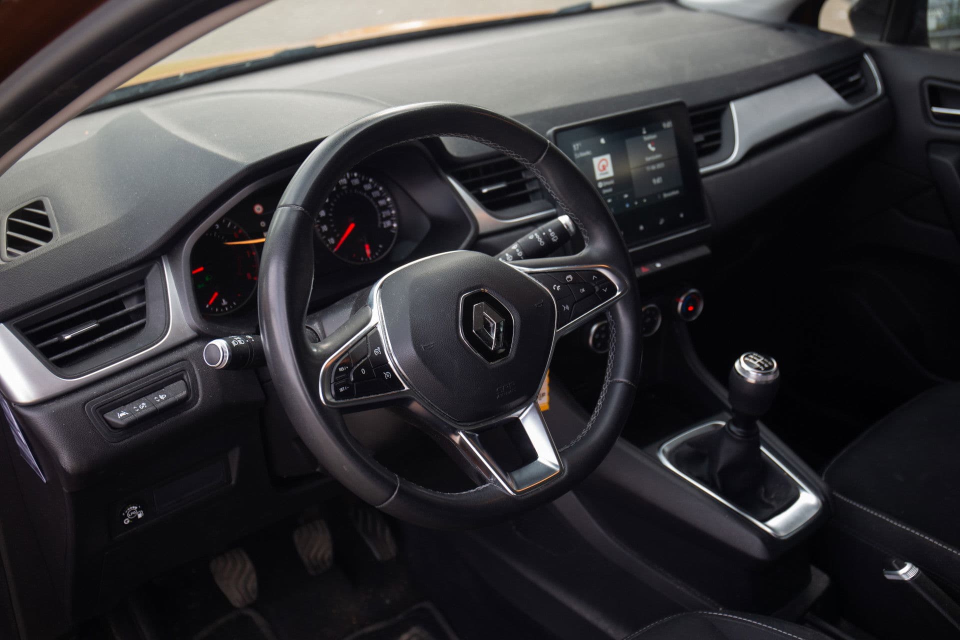 Renault Captur 1.0 TCe 100 Zen , Trekhaak, Cruise control, Carplay, thumbnail 8