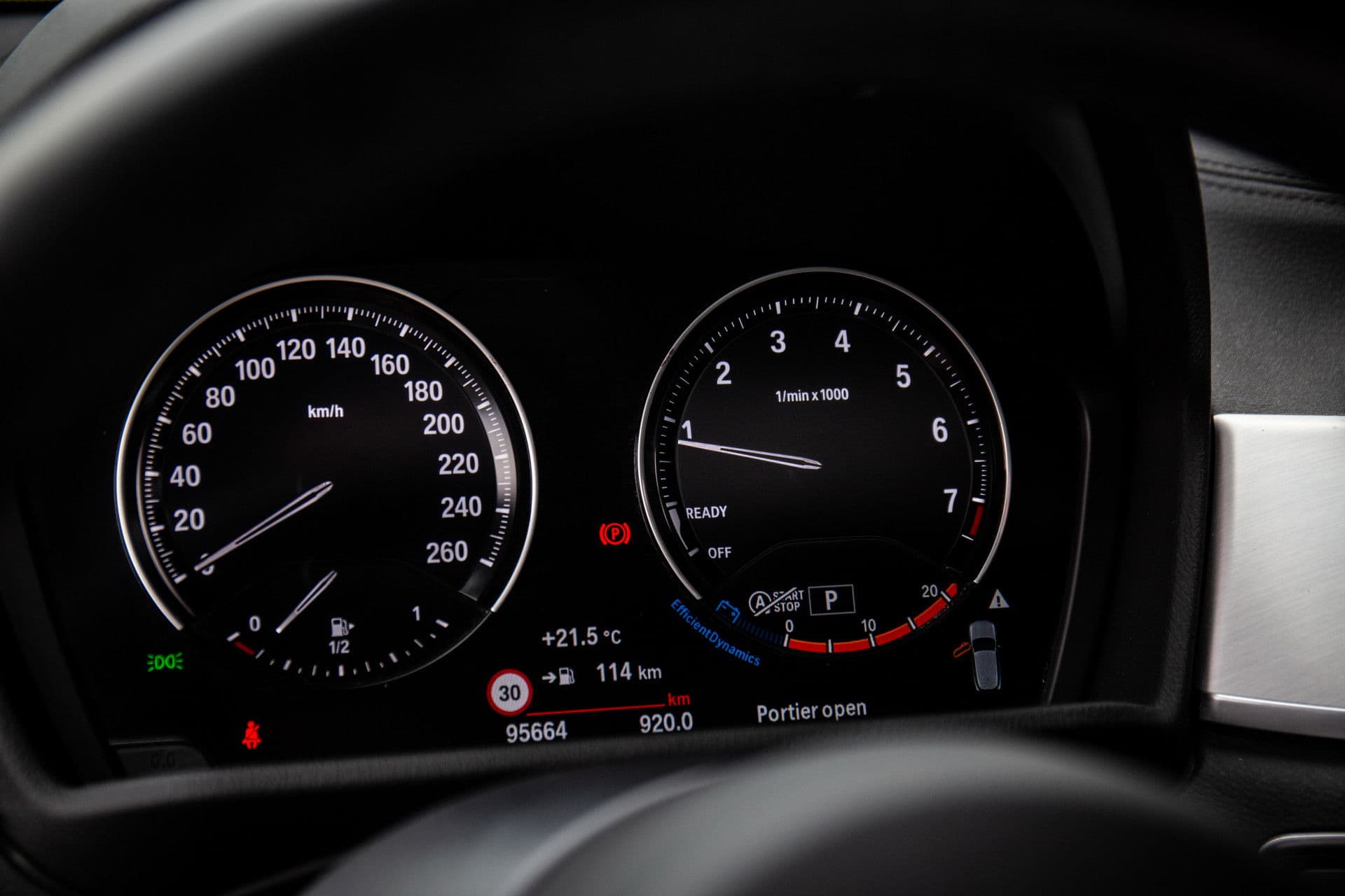 BMW X2 sDrive20i Business Edition , M-Sport, Panoramadak, Head-up display, BMW-Led thumbnail 11