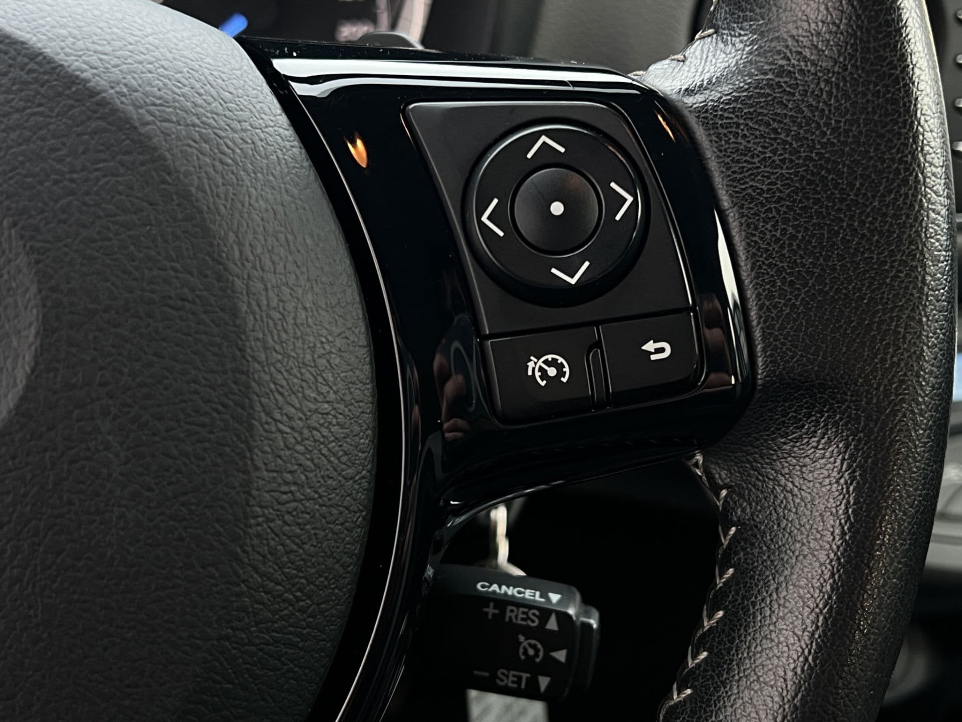 Toyota Yaris 1.5 VVT-i Active | Navi | Camera | Sport | thumbnail 14