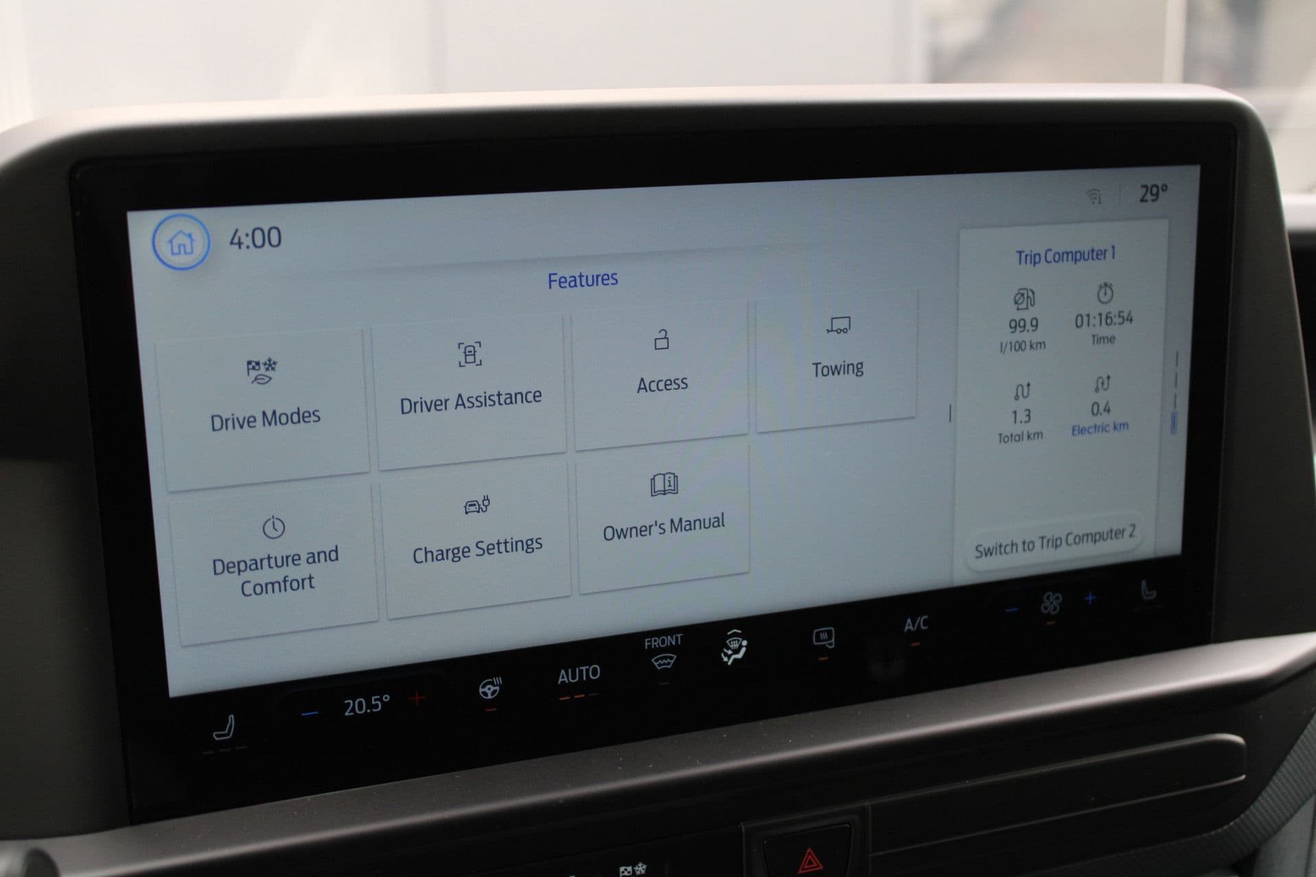 Ford Transit Custom 320 2.5 PHEV L2H1 Trend 232pk - 5 jaar GARANTIE - 2x Schuifdeur - Adaptive Cruise - Blind Spot - Navigatie - Camera - Verwarmd Stuur - Rijklaar thumbnail 29