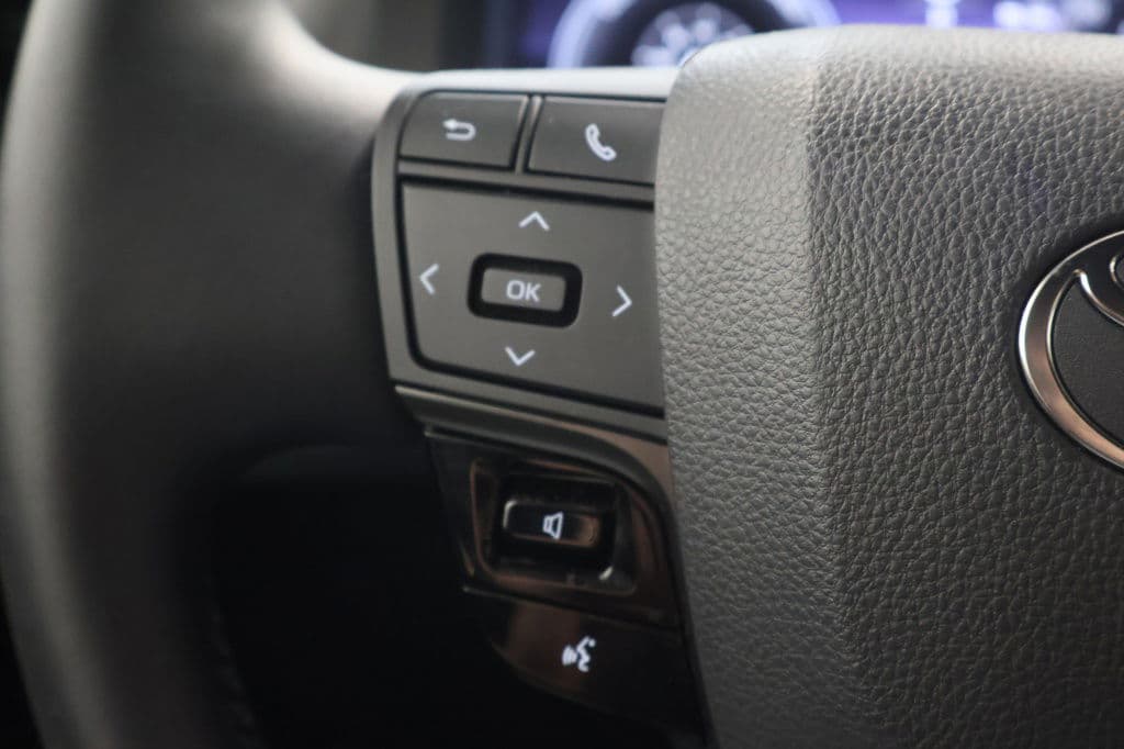 Toyota C-HR 1.8 Hybrid 140 Dynamic | Elektrische achterklep | Winter Pack thumbnail 12