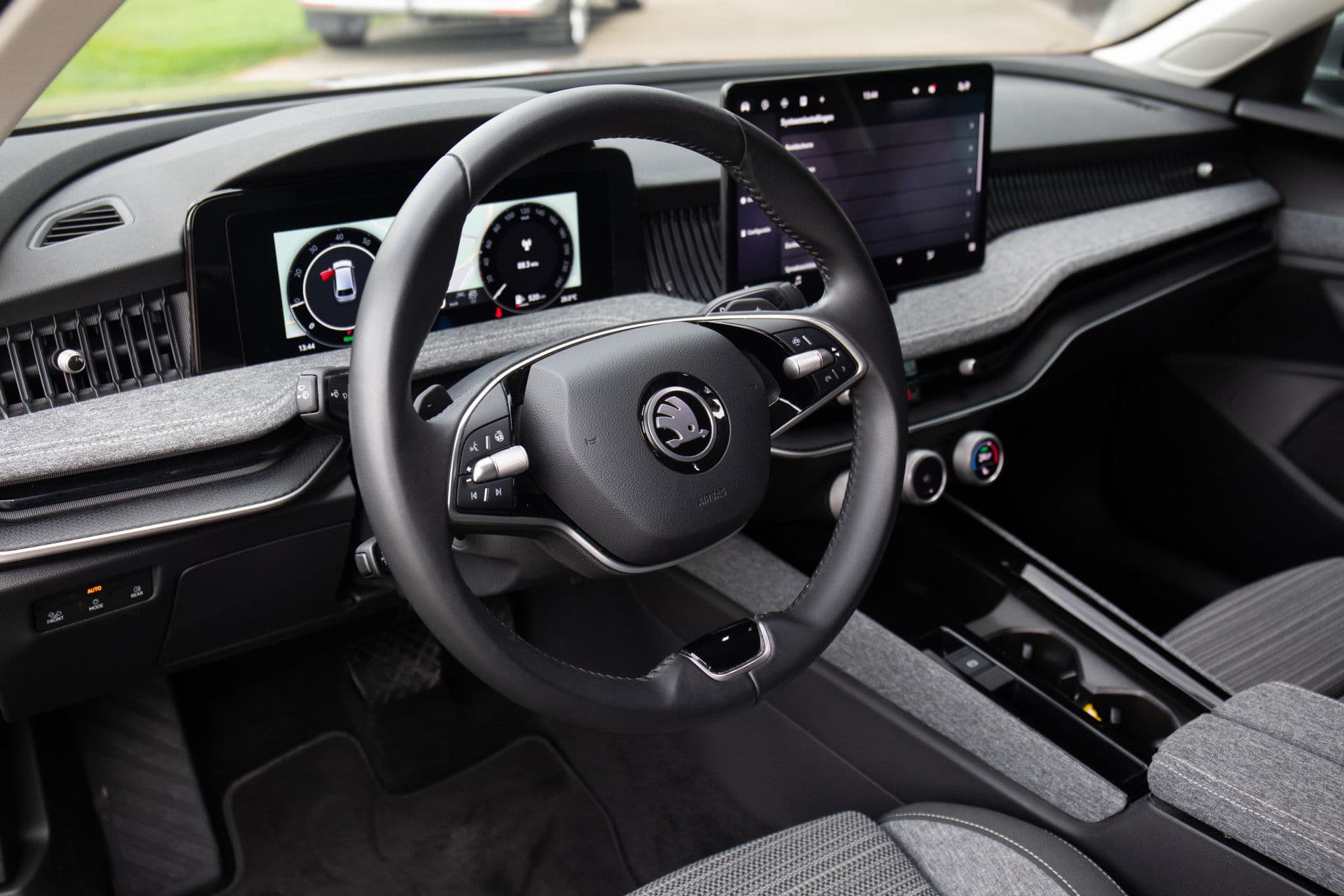 Škoda Superb Combi 1.5 TSI MHEV First Edition , Adaptive cruise, Massage, Stuur/stoelverwarming, thumbnail 8