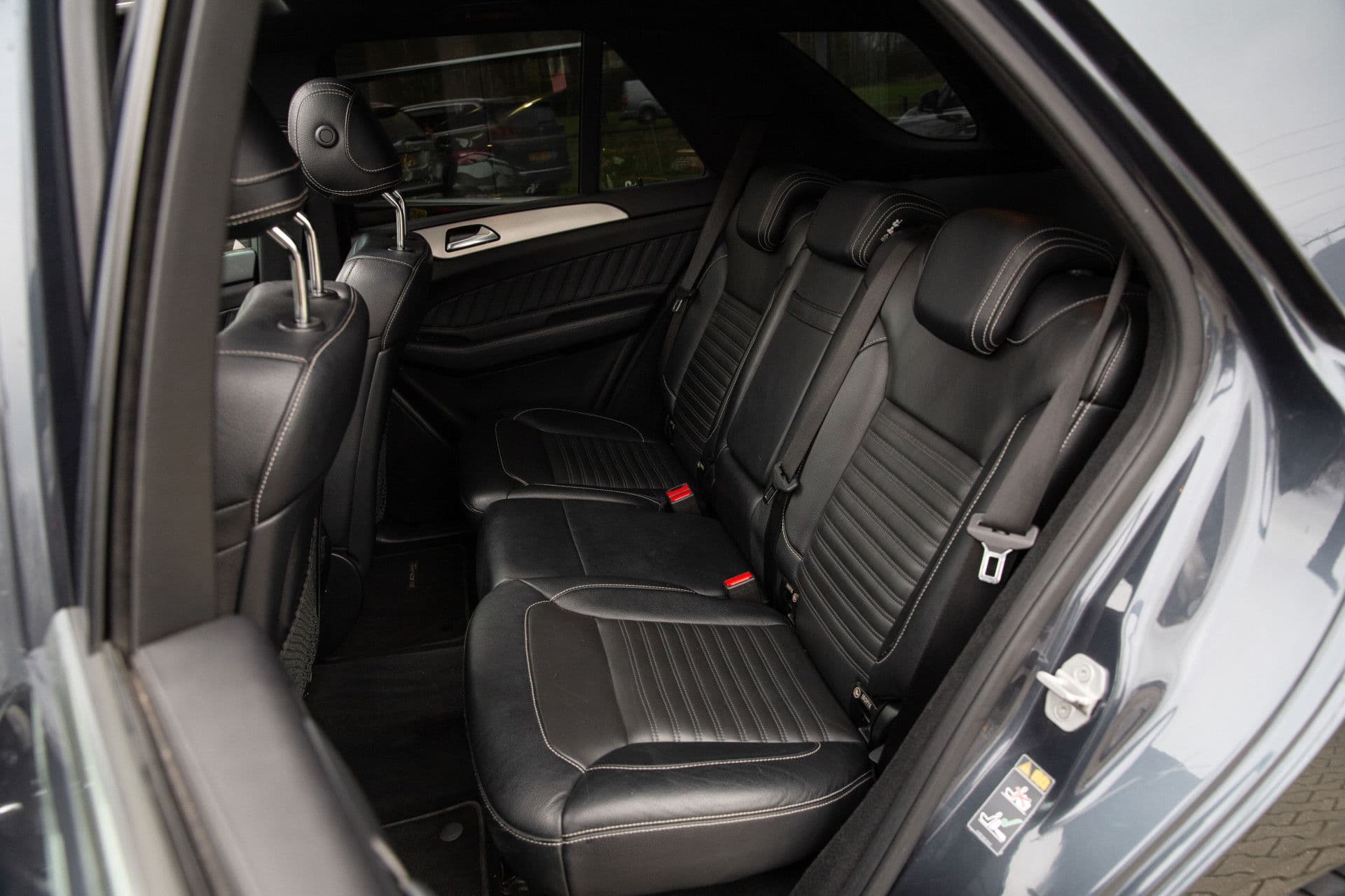 Mercedes-Benz GLE 500 e 4MATIC , Panoramadak, Luchtvering, AMG-Line thumbnail 6