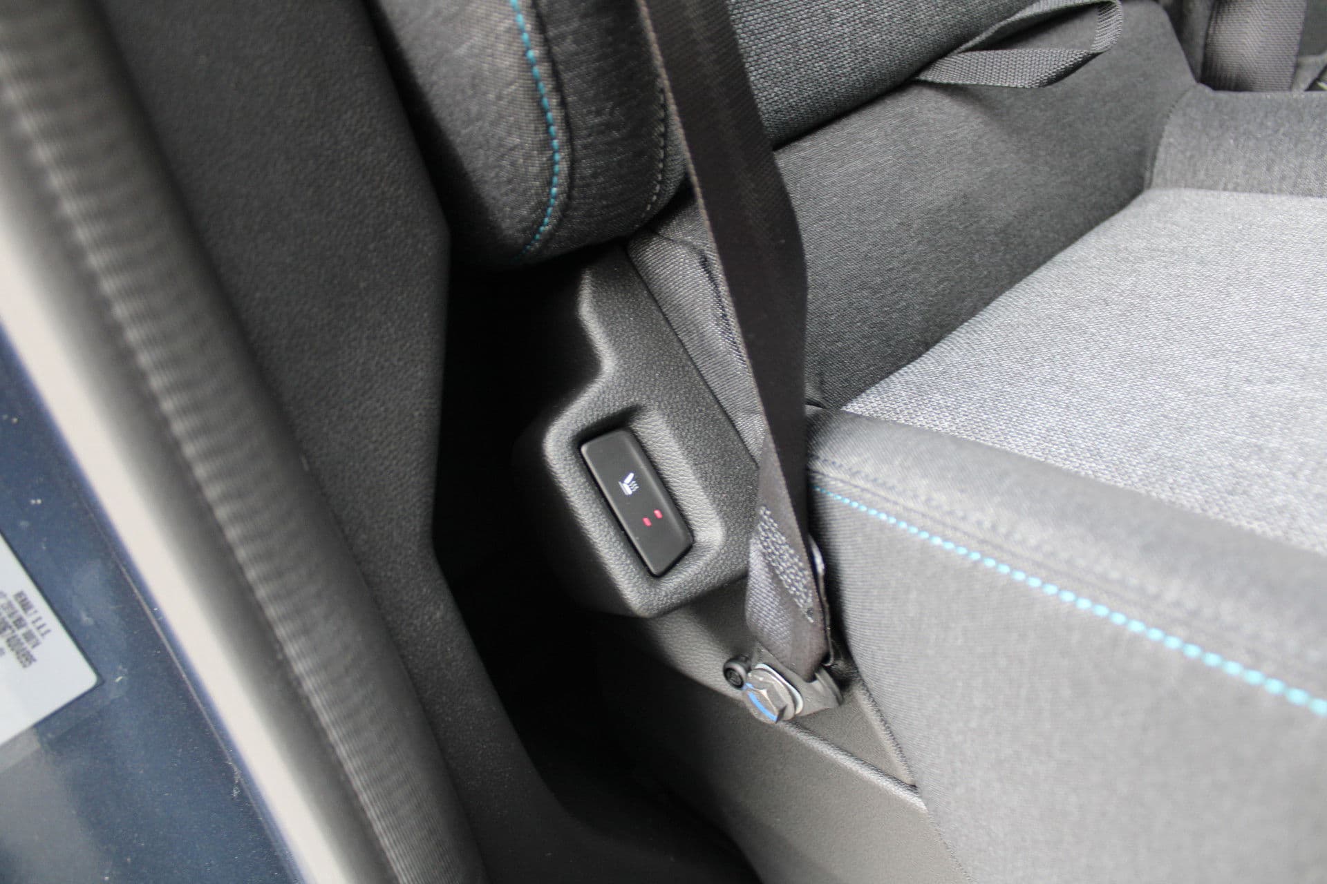 Renault Master T35 2.0 dCi 170pk L2H2 Extra - Navigatie - Blind Spot - Camera - Stoelverwarming - Verwarmde voorruit - Rijklaar thumbnail 36