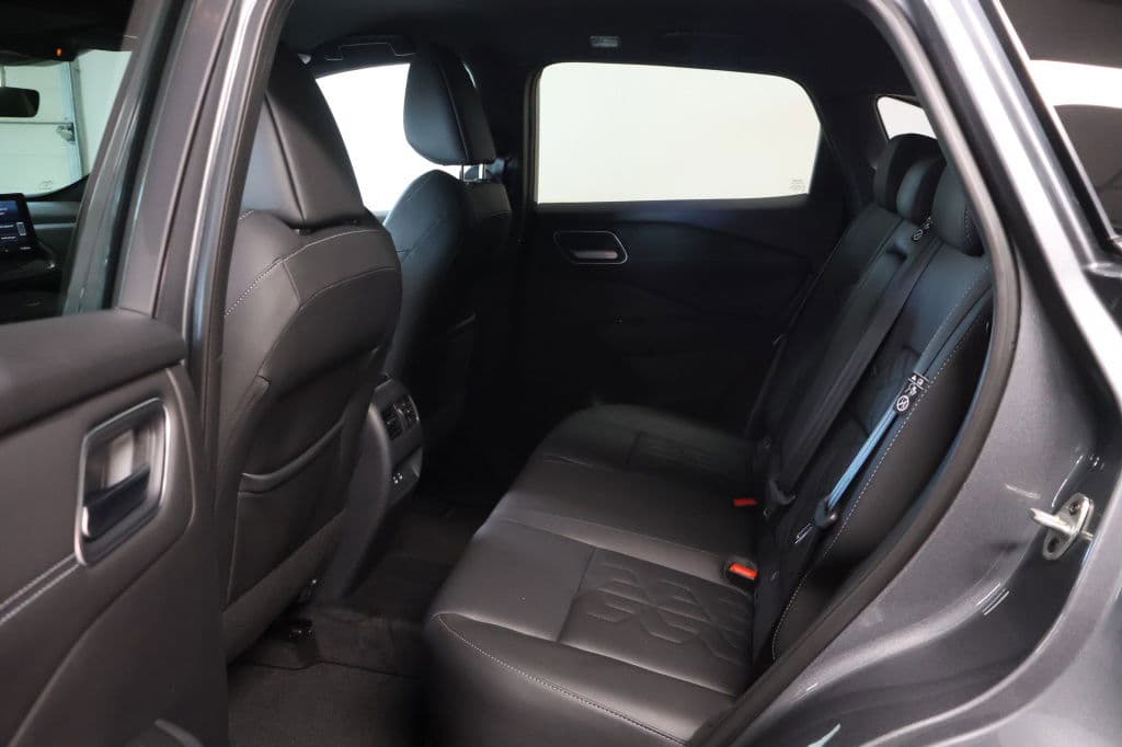 Nissan QASHQAI 1.3 MHEV X Tekna Black Edition thumbnail 10