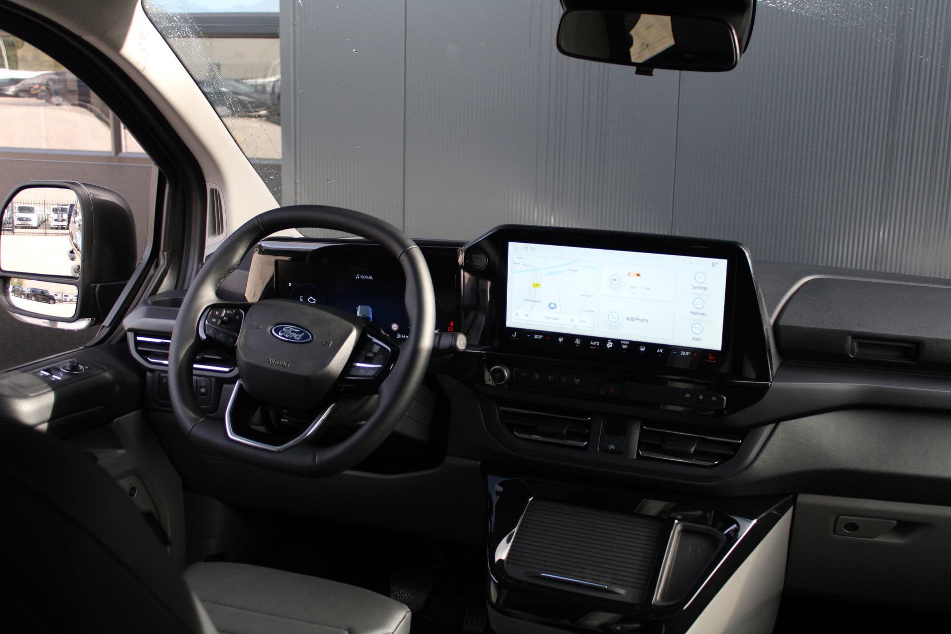 Ford Tourneo Custom 340 2.5 PHEV L2H1 Titanium X 232pk - ACC - Pano - B&O - Elek. schuifdeuren - 360 camera - Elek-Trekhaak - Prijs excl. BTW - Rijklaar thumbnail 54