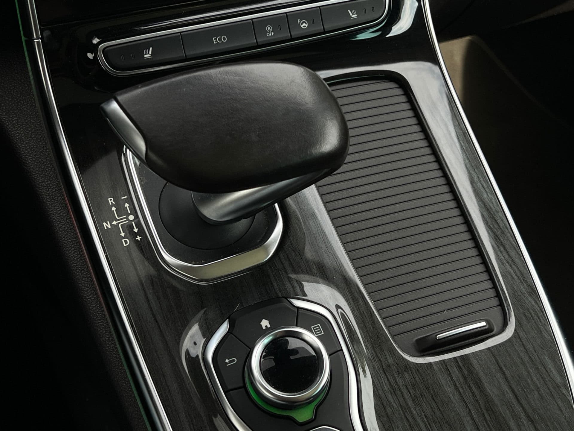 Renault Espace 1.6 TCe Initiale Paris 5p. Pano | Massage Stoelen | Automaat | Leder thumbnail 17