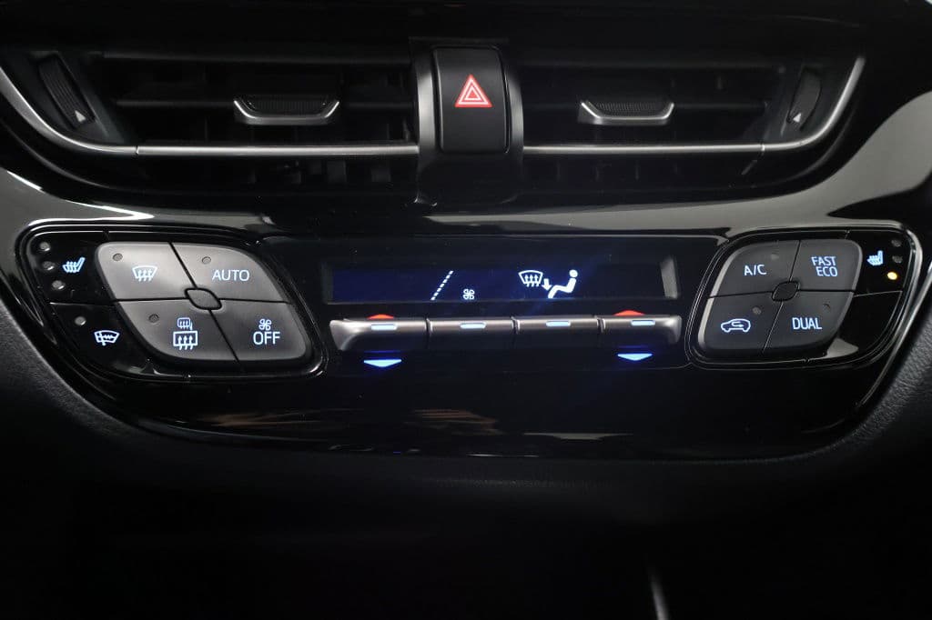 Toyota C-HR 1.8 Hybrid Dynamic thumbnail 11