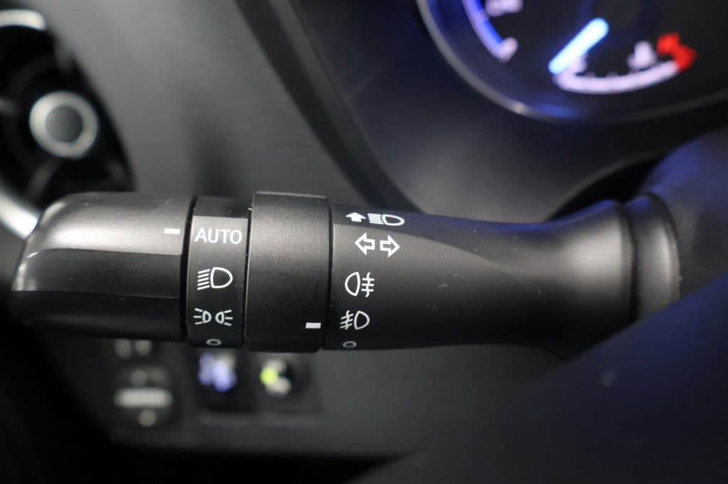 Toyota Yaris 1.5 Hybride Executive thumbnail 11