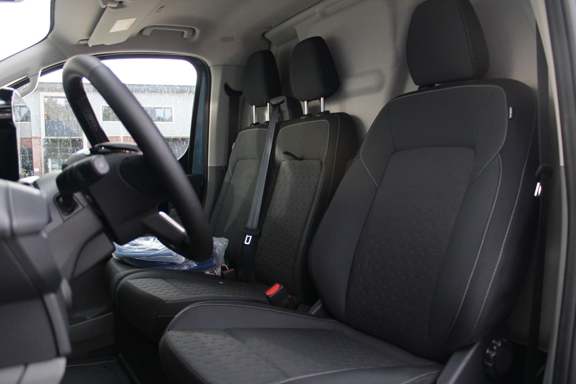 Ford E-Transit Custom 340 L2H1 Limited 65 kWh 218pk - 2x Schuif - LED - 360 Camera - B&O - ACC - Navi - Stoel/Stuurverwarming - Rijklaar thumbnail 14