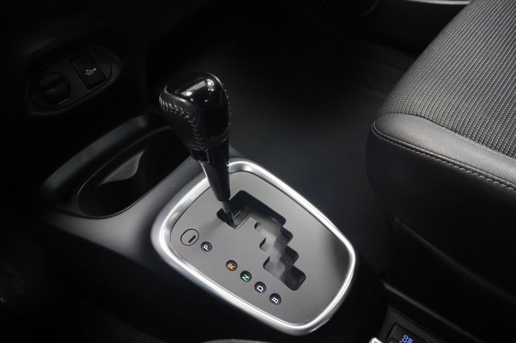 Toyota Yaris 1.5 Hybride Executive thumbnail 15