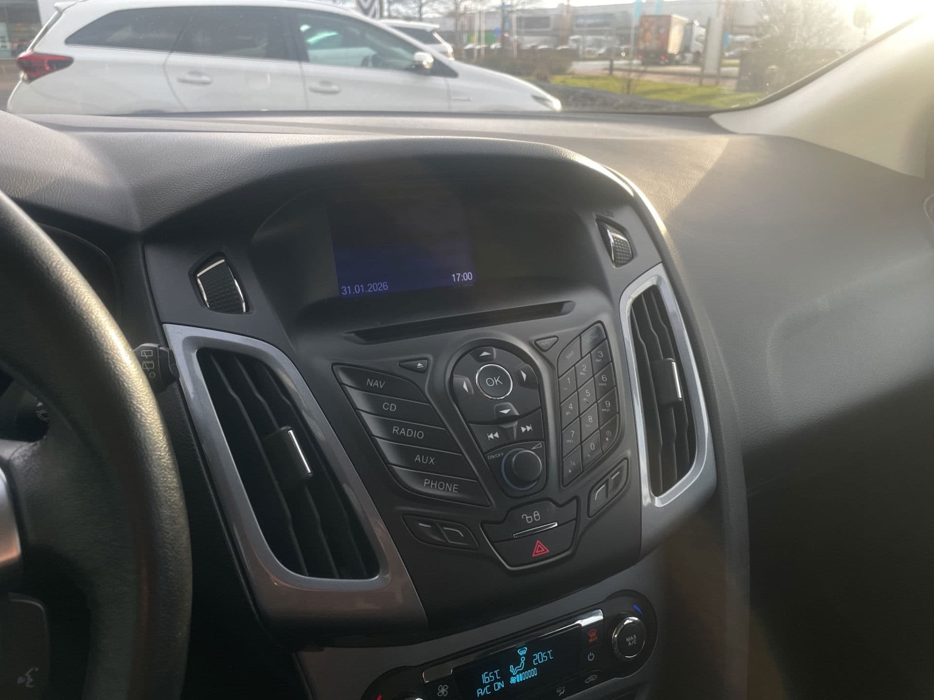 Ford FOCUS Wagon 1.6 TI-VCT Titanium Climate | Cruise | Voorruitverwarming Distributieriem vervangen in 2022 thumbnail 12