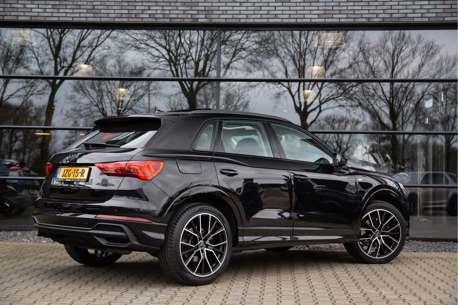 Audi Q3 45 TFSI e S edition , Panoramadak, Sonos, Adap. cruise, thumbnail 2