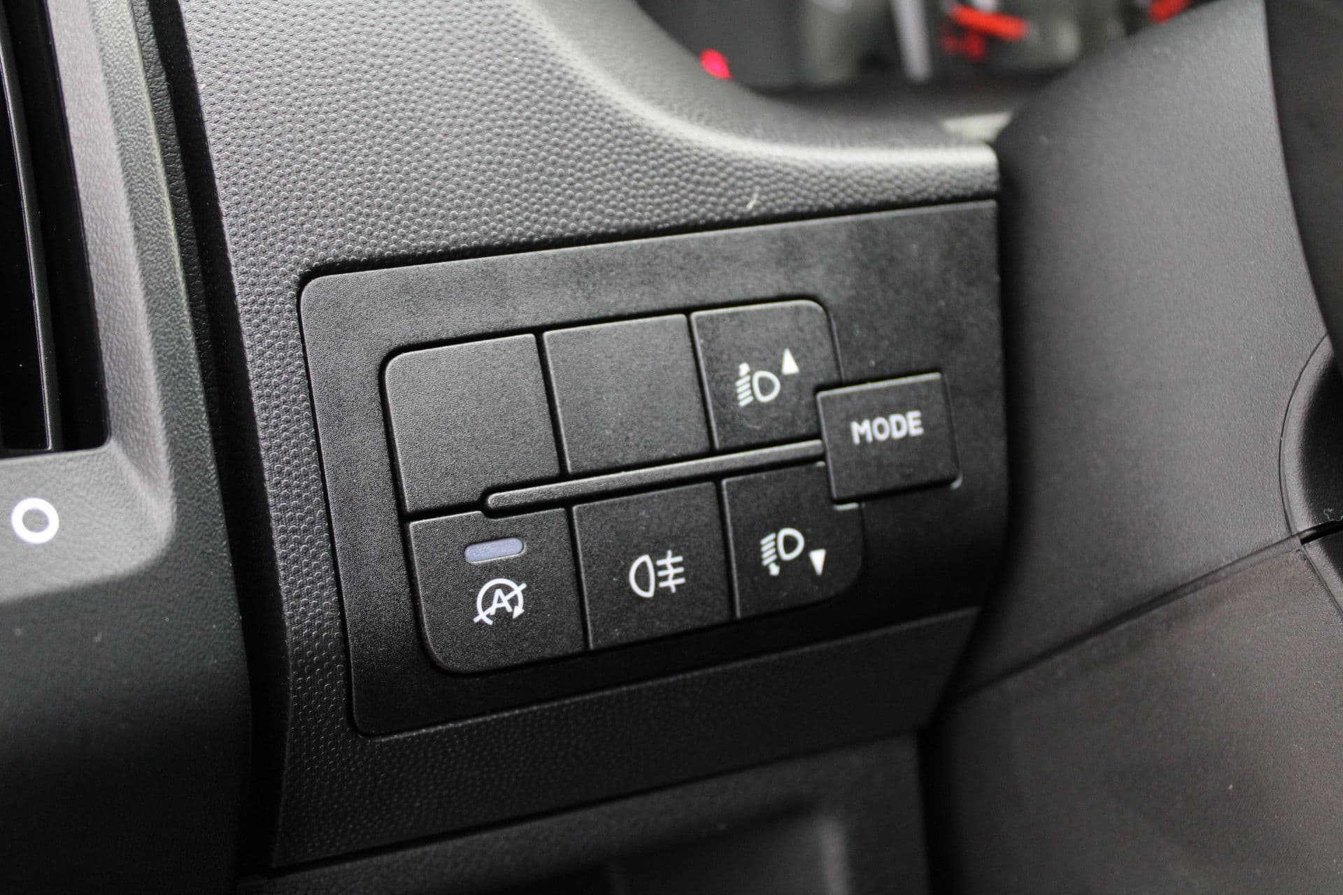 Opel Movano 33 2.2 CDTI 140pk L2H2 - Airco - Camera - Cruise - Blind Spot - 270 deuren - Rijklaar thumbnail 35