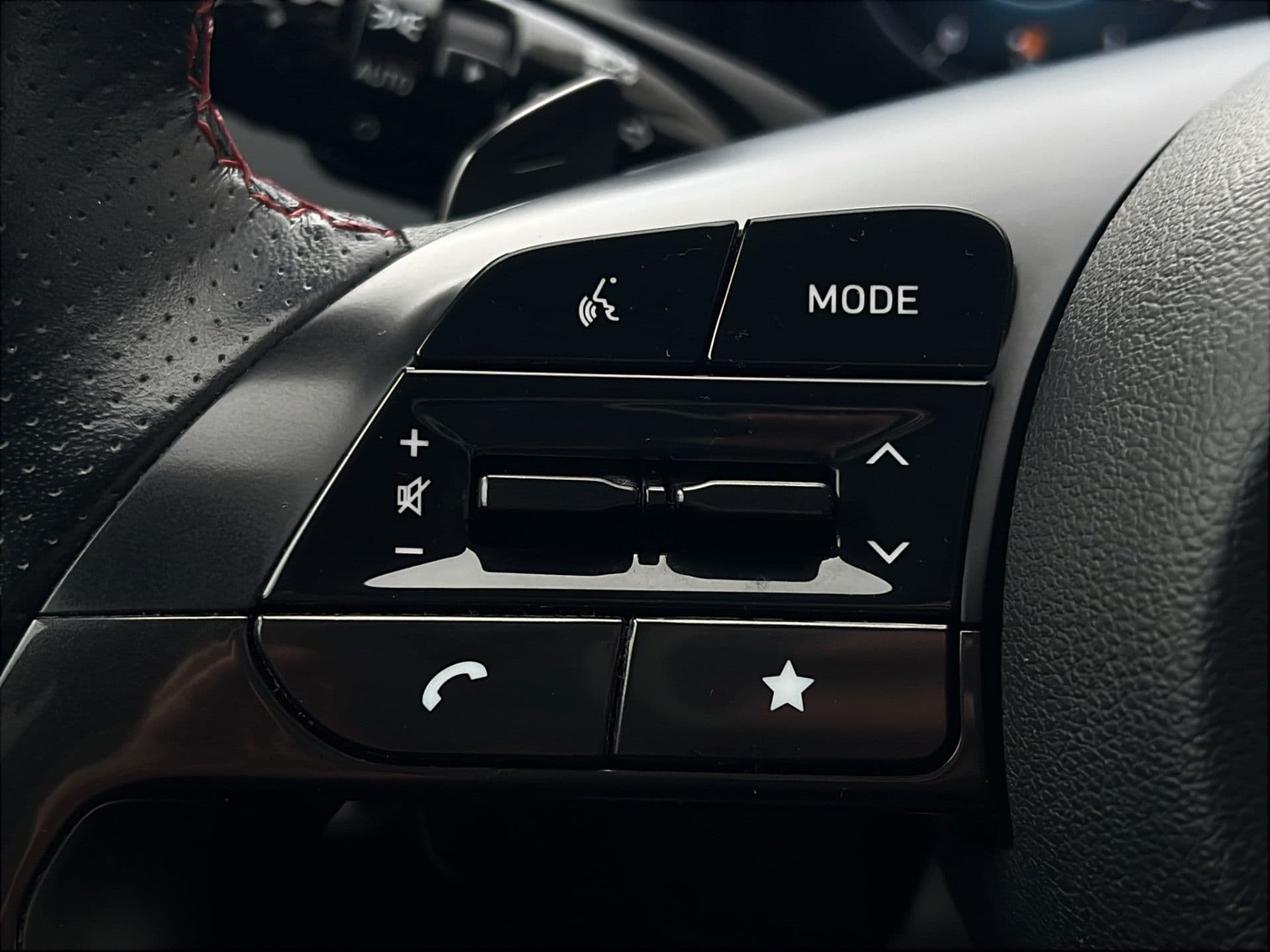 Hyundai Tucson 1.6 T-GDI PHEV N Line 4WD | 360 Cam | Apple Carplay | Stoel/ Stuur verw. thumbnail 14