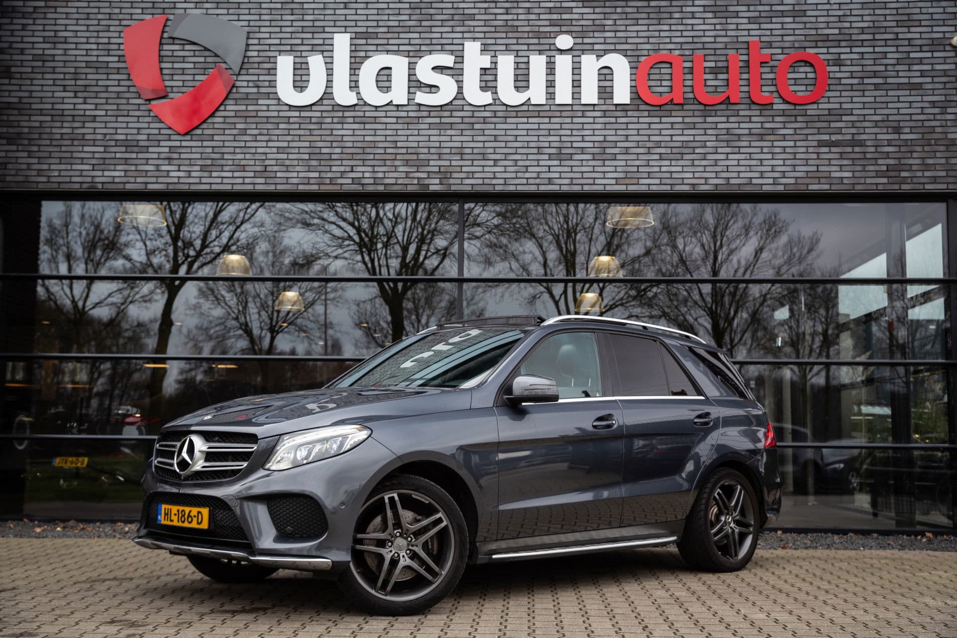 Mercedes-Benz GLE 500 e 4MATIC , Panoramadak, Luchtvering, AMG-Line