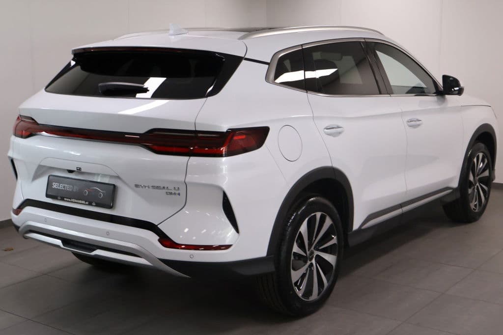 BYD SEAL U 1.5 DM-i FWD Boost | BYD Specialist in Limburg thumbnail 3