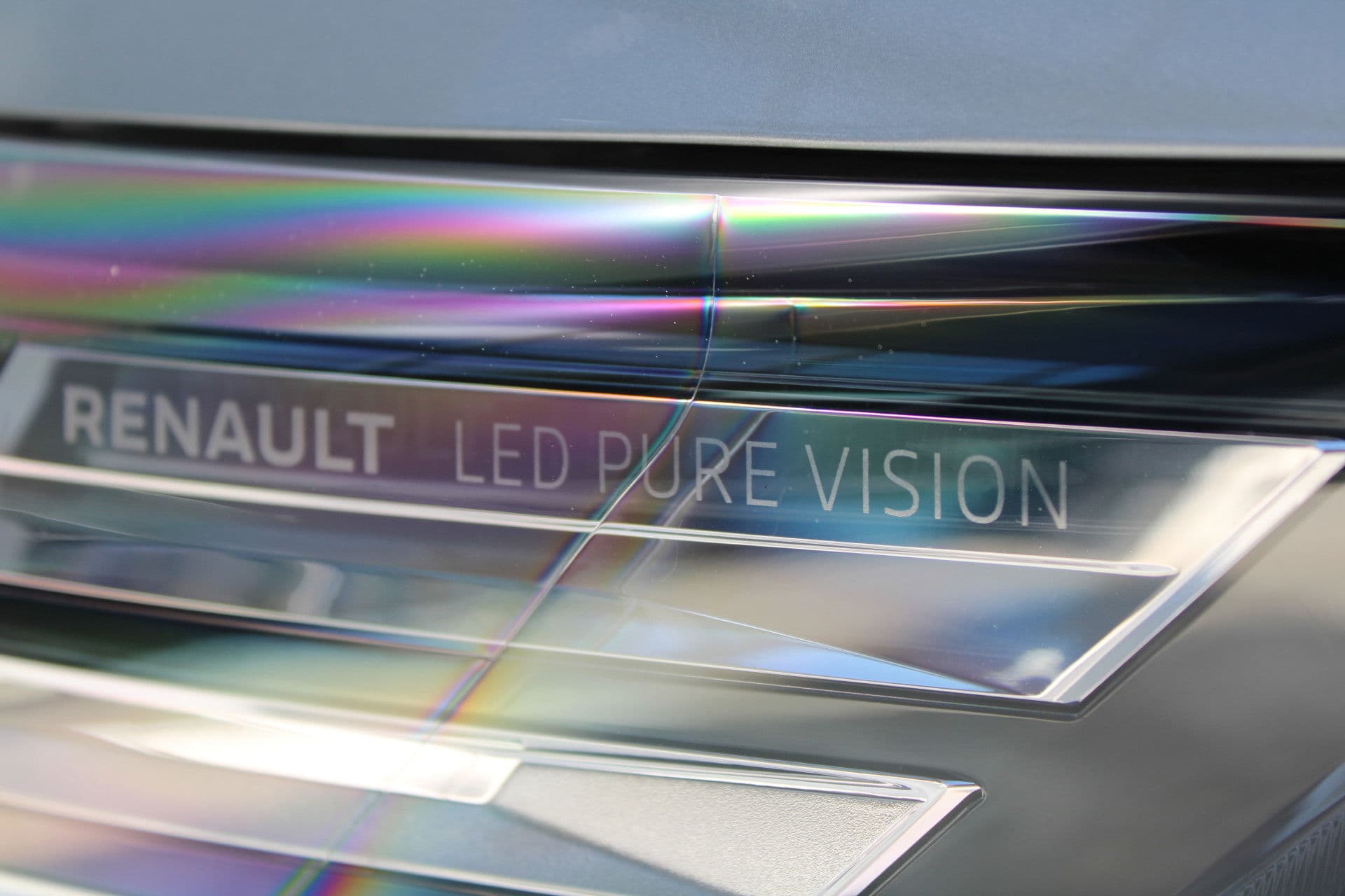 Renault Trafic 2.0 Blue dCi 170pk T29 L2H1 Extra DC - 2x Schuifdeur - Carplay - LED - Blind Spot - Navigatie - Camera - Trekhaak - Stoelverwarming - Rijklaar thumbnail 38